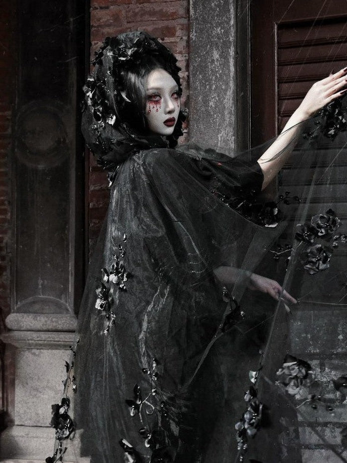 BLOOD SUPPLY Gothic Beaded Embroidered Hooded Women's Polyester Long Cloaks