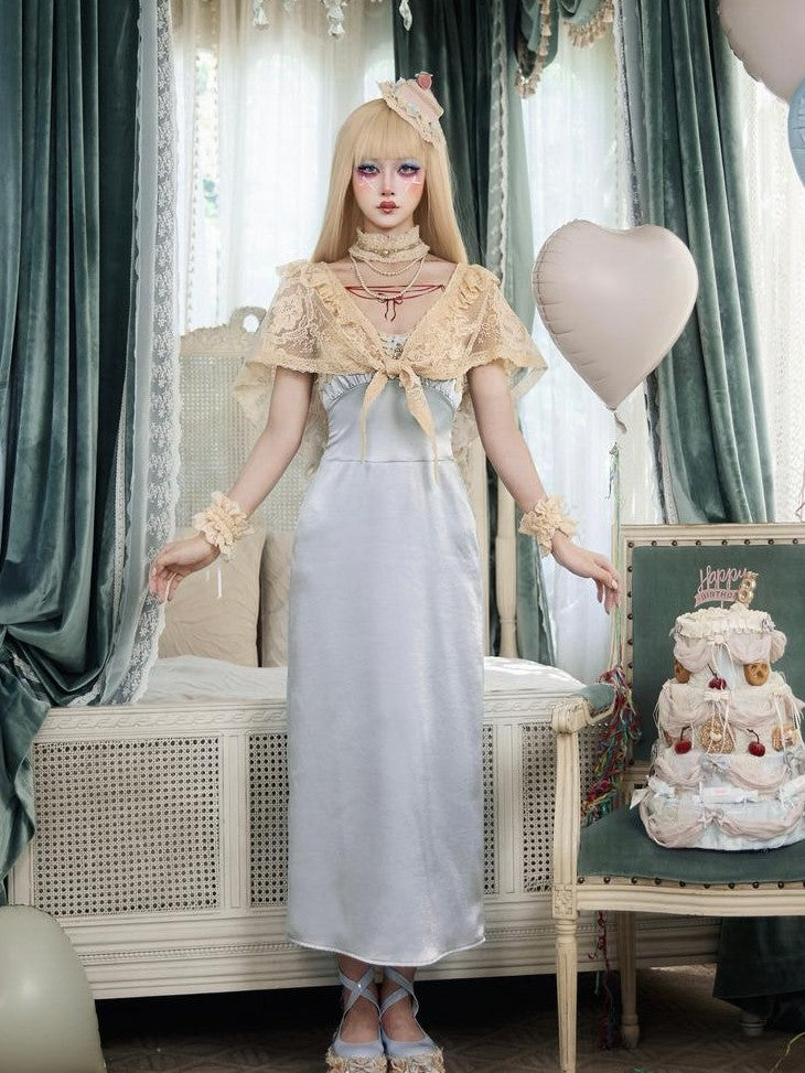 BLOOD SUPPLY Antique Cream Rococo Lace Doll Cape Women's Polyester Boleros