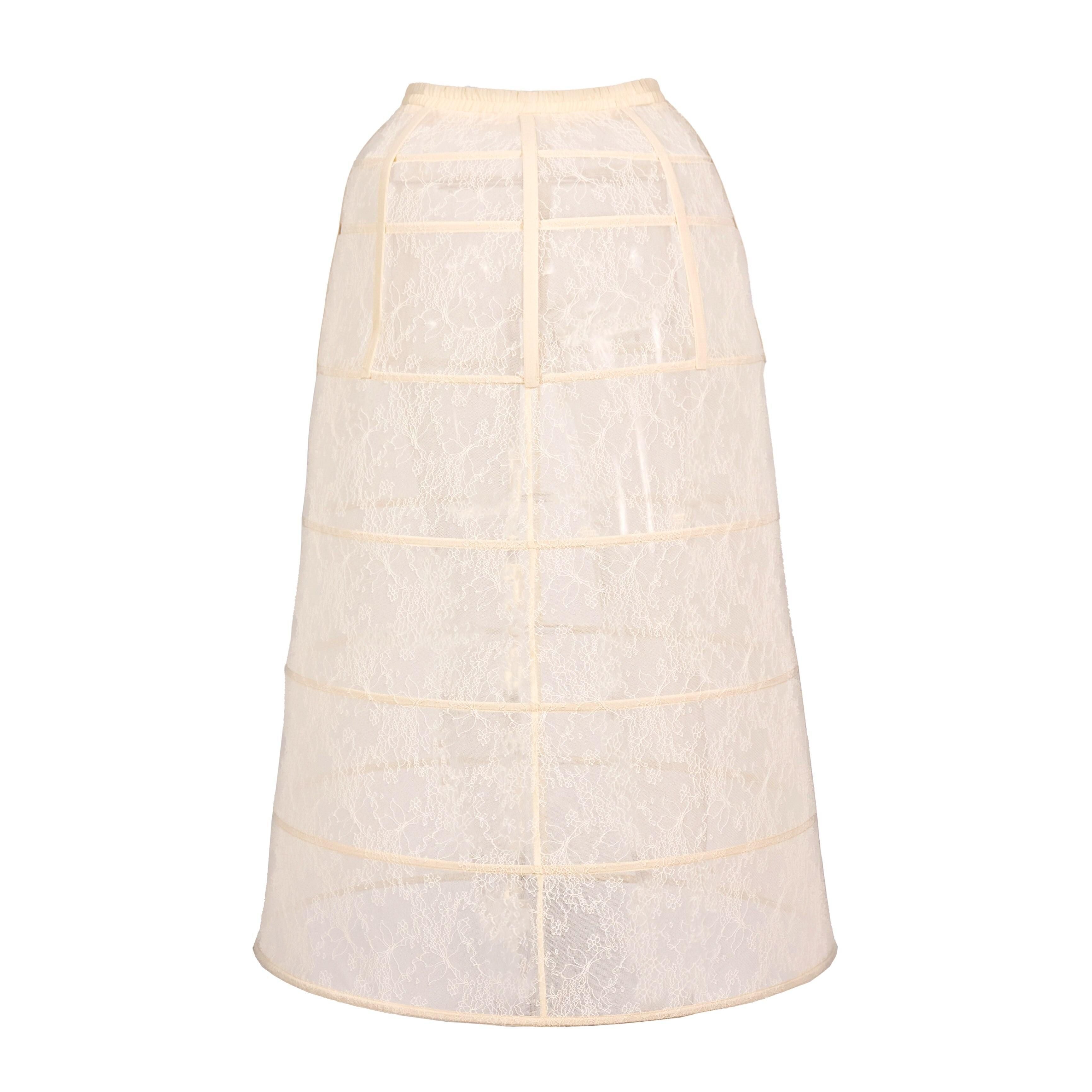 BLOOD_SUPPLY_Cream_Rococo_Lace_Boned_Train_Basel_Vintage_Women's_Polyester_Skirts_1054946809253_MISSTT