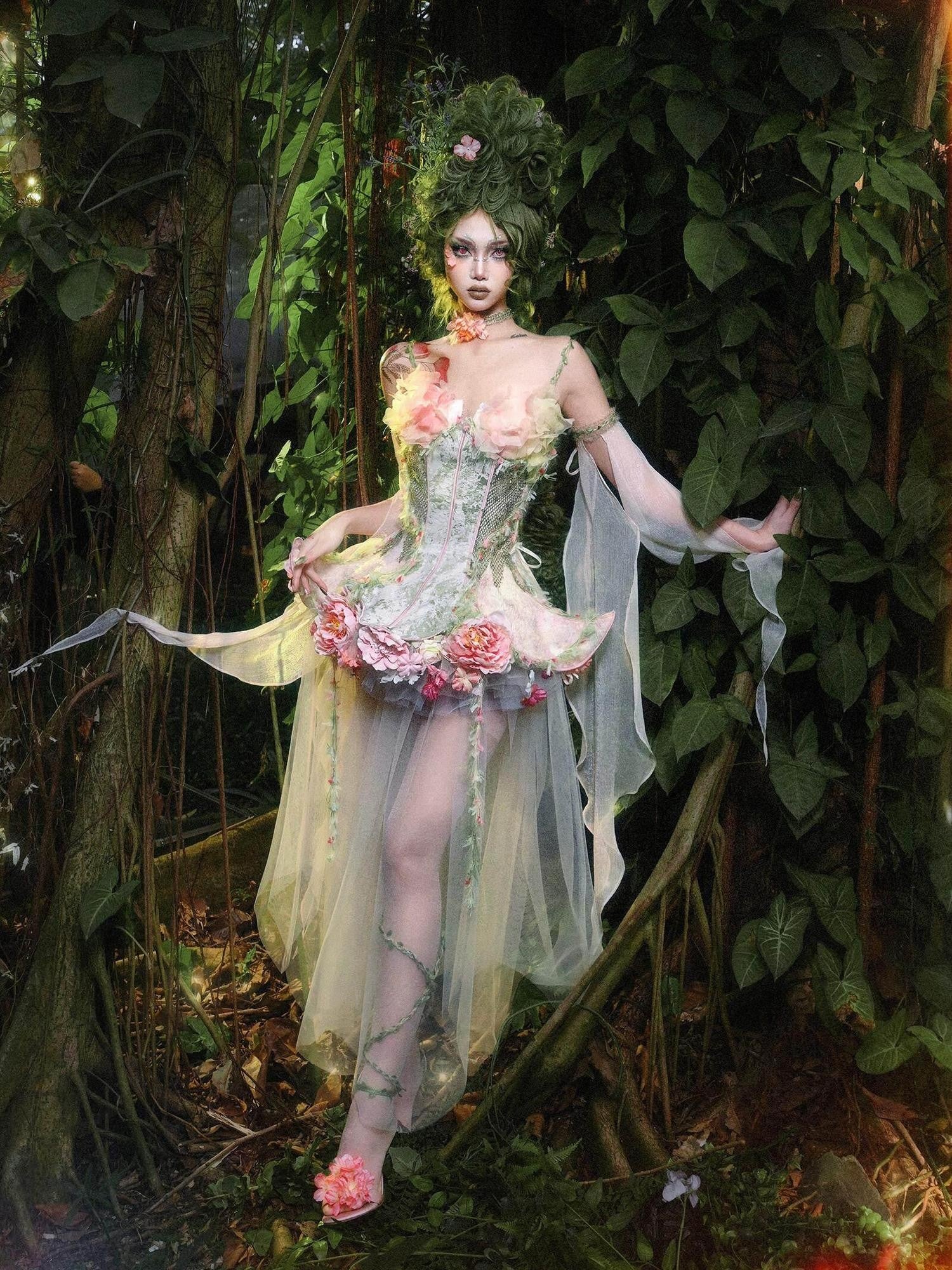 BLOOD SUPPLY Ethereal Forest Floral Fishbone Boned Strappy Slim Women's Polyester Bustiers