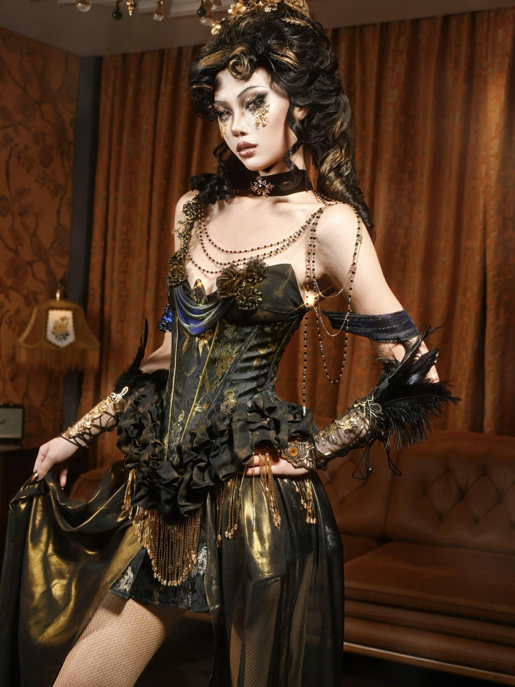 BLOOD SUPPLY Lamplight Heavy Embellished Choker And Shoulder Women's Velvet Necklaces
