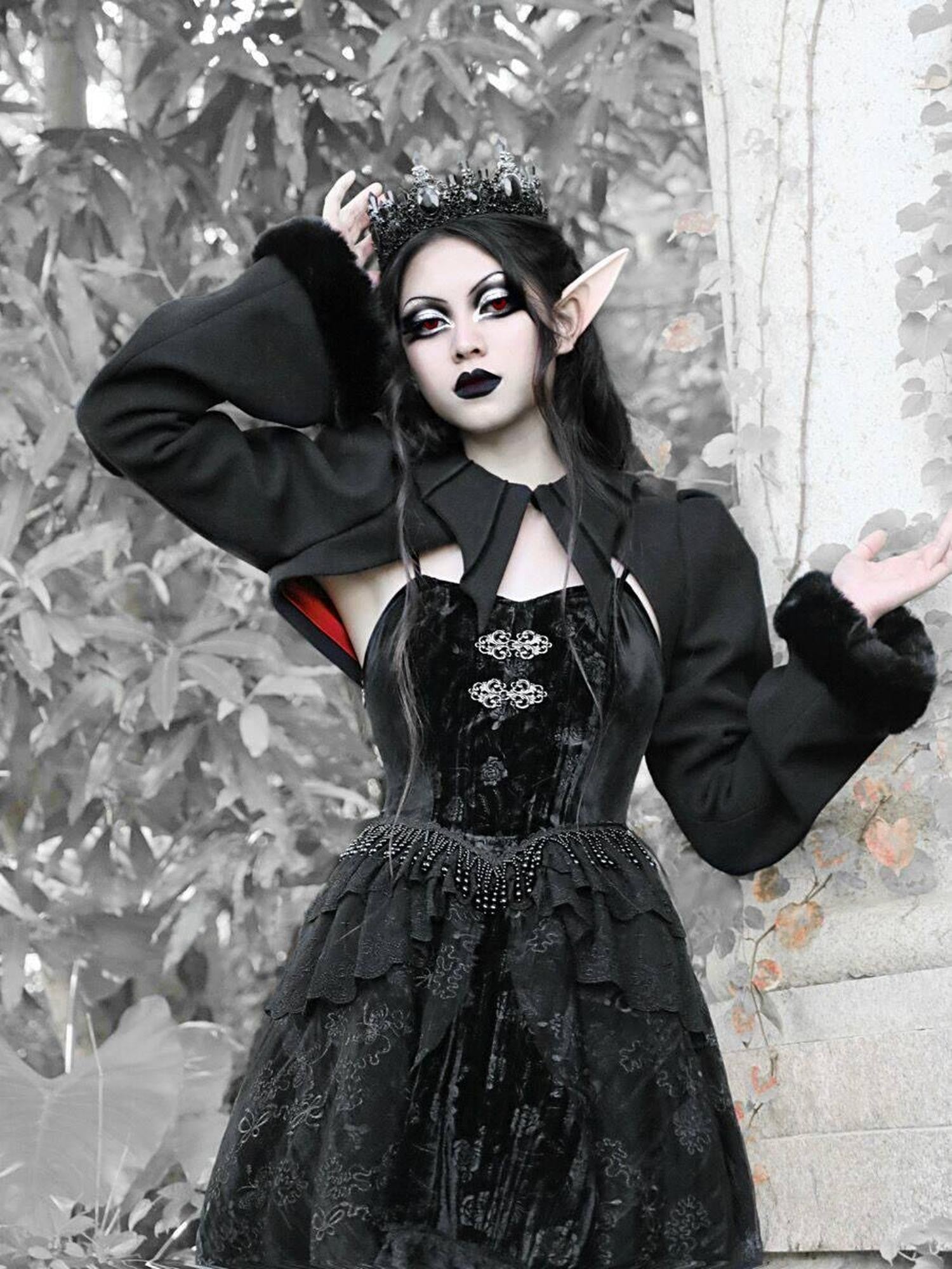 BLOOD SUPPLY Mist Classic Gothic Dark Ornate Batwing Collar Women's Woolen Boleros