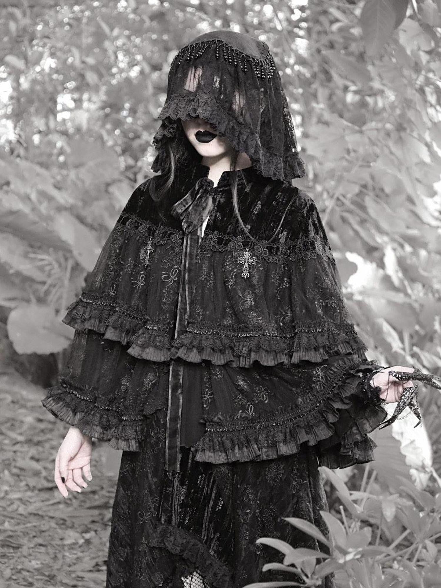 BLOOD SUPPLY Misty Gothic Heavy Embellished Women's Lace Face Covering Veils