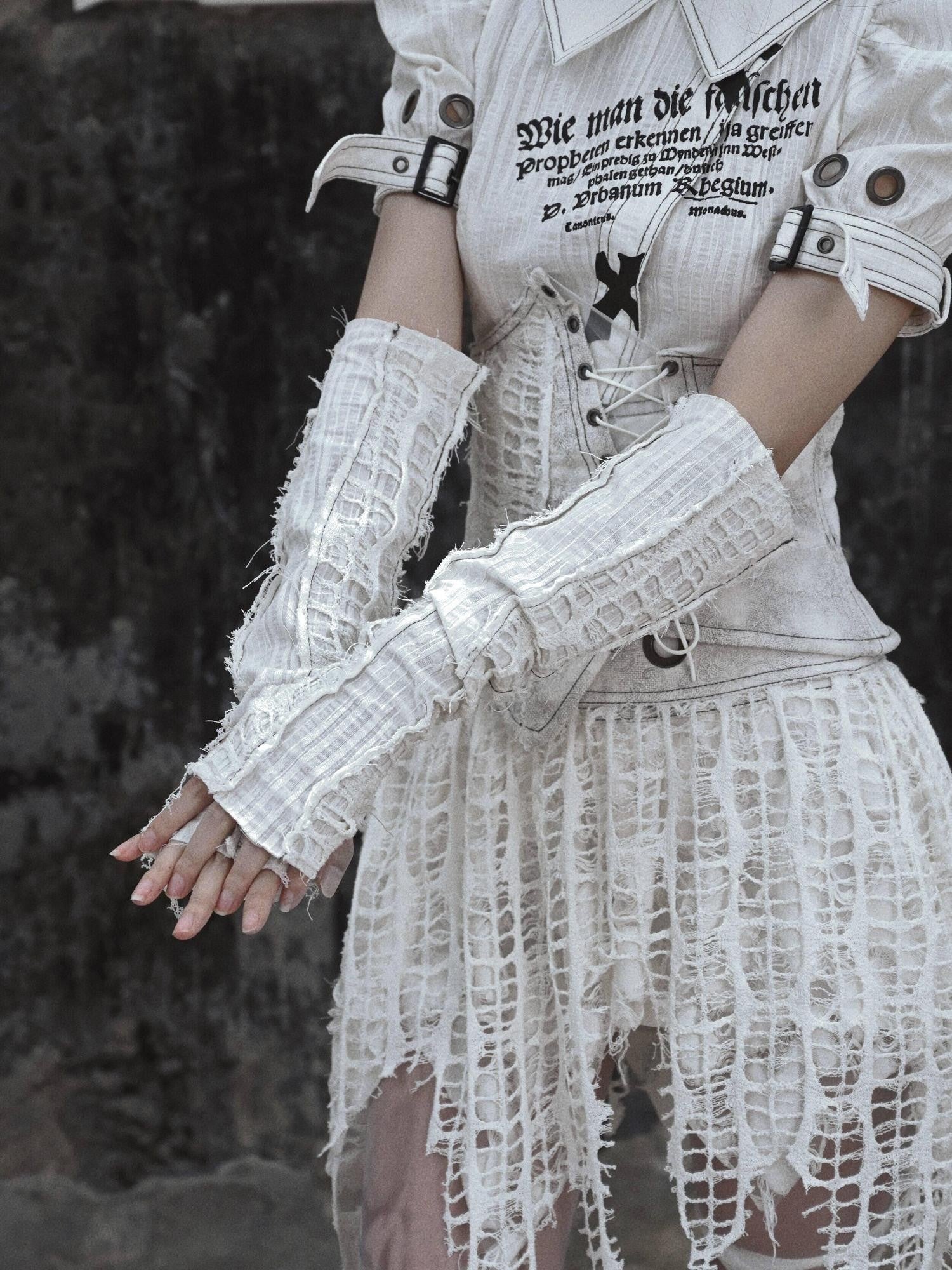 BLOOD SUPPLY Pleated Wrinkled Distressed Punk Knit Ripped Women's Cotton Linen Gloves