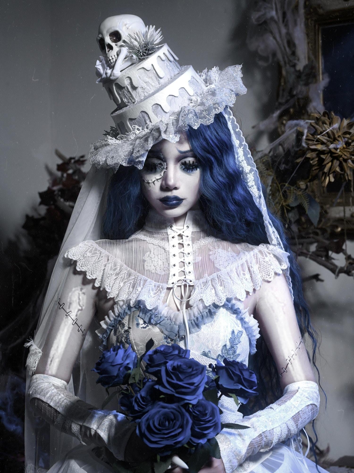 BLOOD SUPPLY White Gothic Skull Lace Cake Dome Lace Up Women's Polyester Full Bonnets