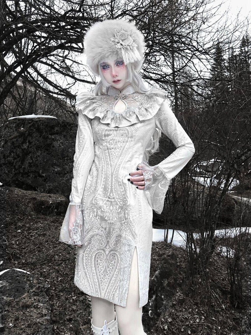 BLOOD SUPPLY White Gothic Velvet Lace Cheongsam Slit Flared Sleeve Women's Long Sleeve Op