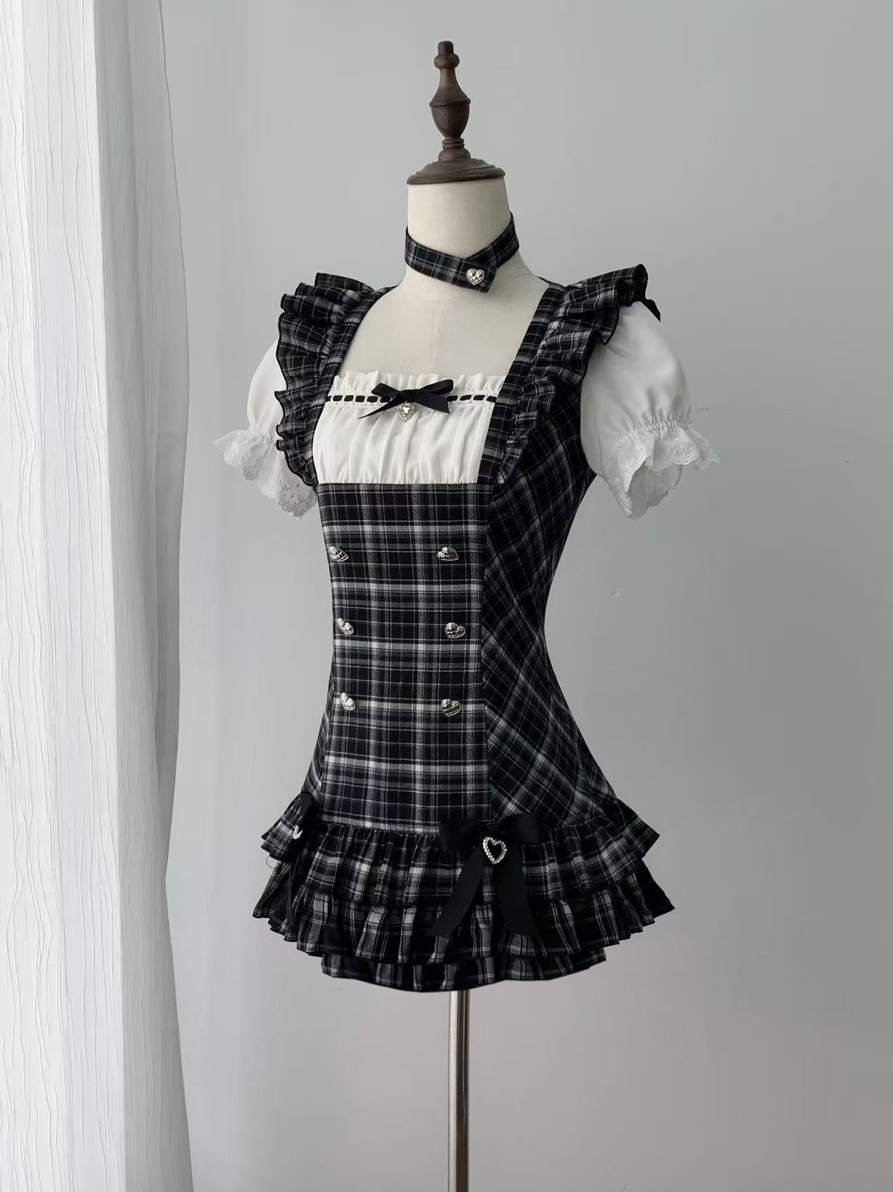 Ekomi_Black_Plaid_Japanese_Subculture_A_Line_Round_Neck_Women's_Short_Sleeve_Op_1034667594680_MISSTT
