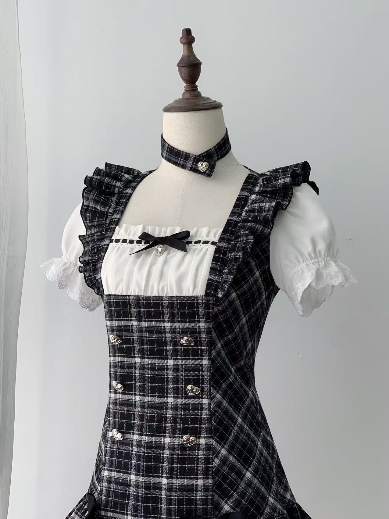 Ekomi_Black_Plaid_Japanese_Subculture_A_Line_Round_Neck_Women's_Short_Sleeve_Op_1034667594680_MISSTT