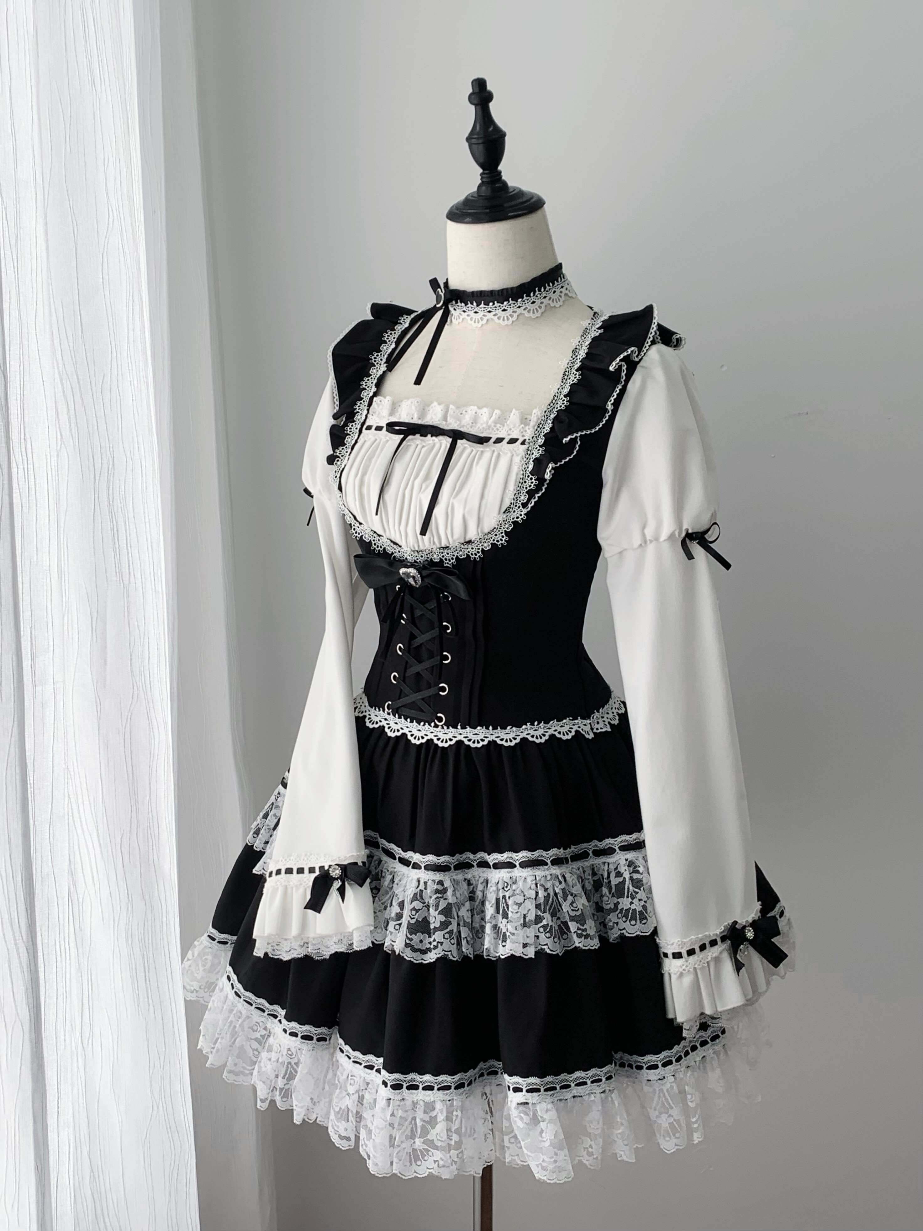 Ekomi_Black_White_Square_Neck_Lace_Princess_Choker_Bow_Women's_Long_Sleeve_Op_990938834196_MISSTT