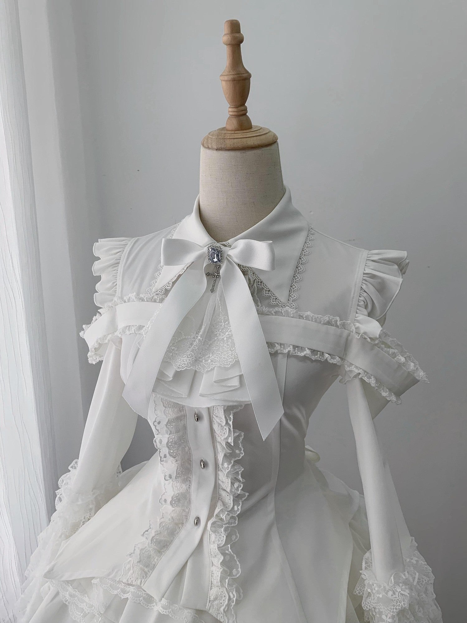 Ekomi Gothic Hime Sleeve A Line Women's White Satin Ribbon Bow Skirt Sets