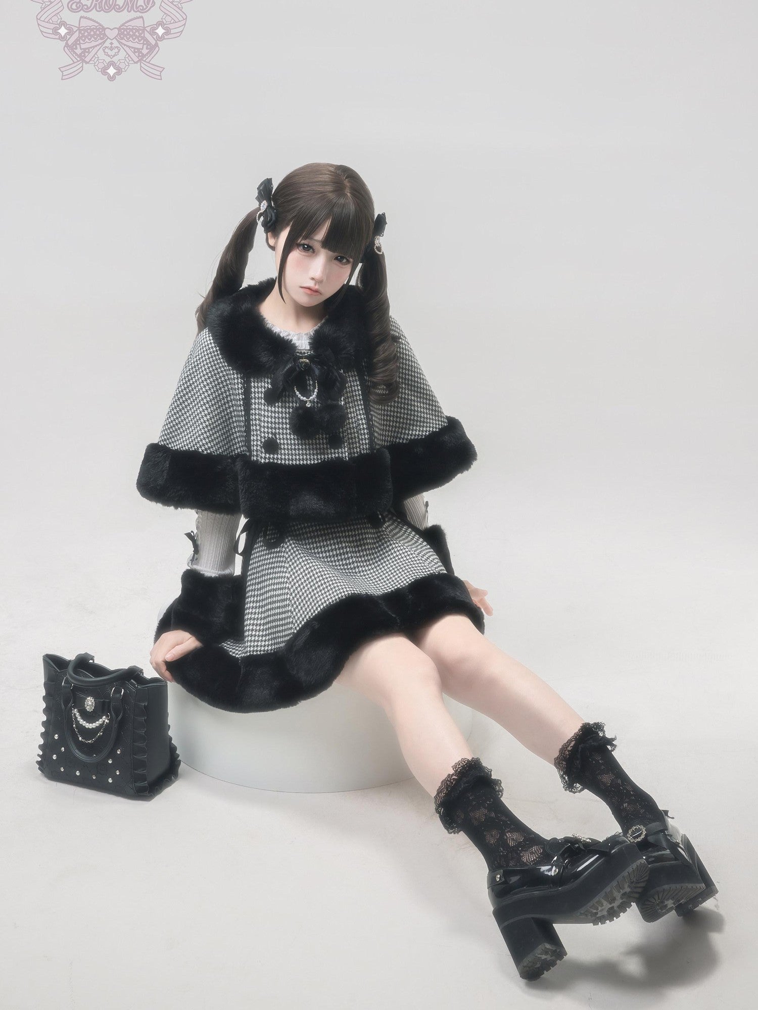 Ekomi Houndstooth Plaid Plush Cape Subculture Women's Full Coordination Sets
