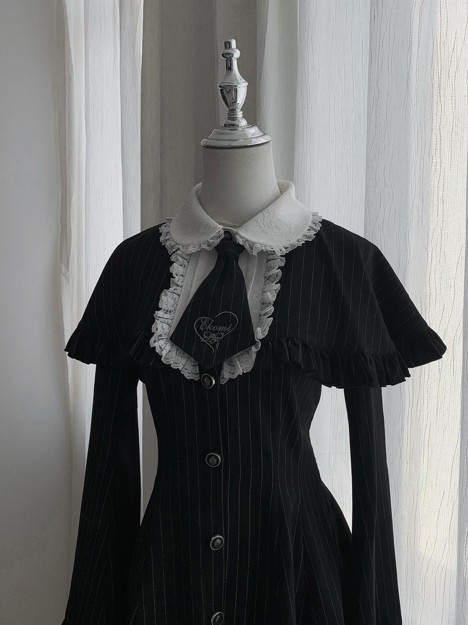 Ekomi Striped Princess Sleeve Lapel Collar A Line Fitted Women's Lace Long Sleeve Op