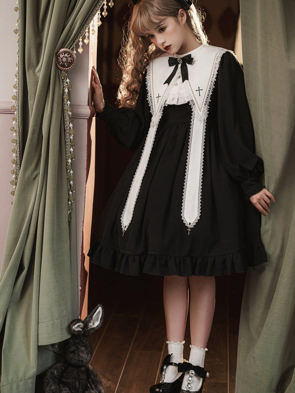 Jing Mu Black Gothic Cross Classic Lolita Princess Women's Long Sleeve Op
