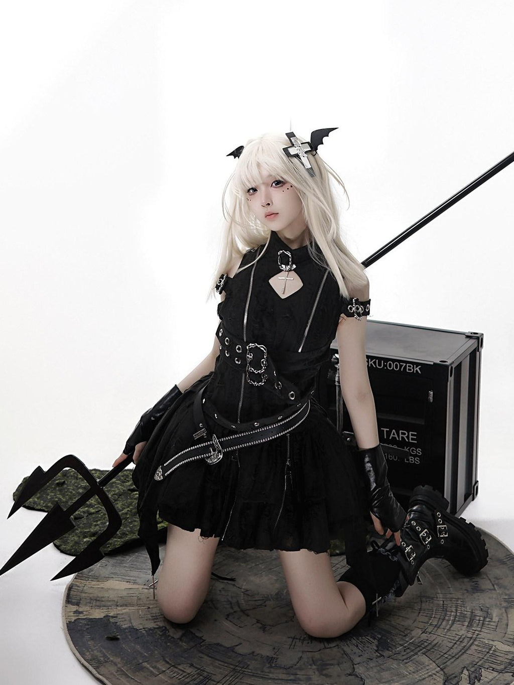 Jing Mu Black Vintage Punk Lolita Aline Standcollar Women's Belt Jsk / Jumper Skirts