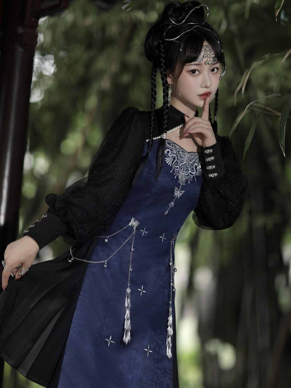 Jing Mu Cutout Embroidered Modified Cheongsam Women's Polyester Long Sleeve Op