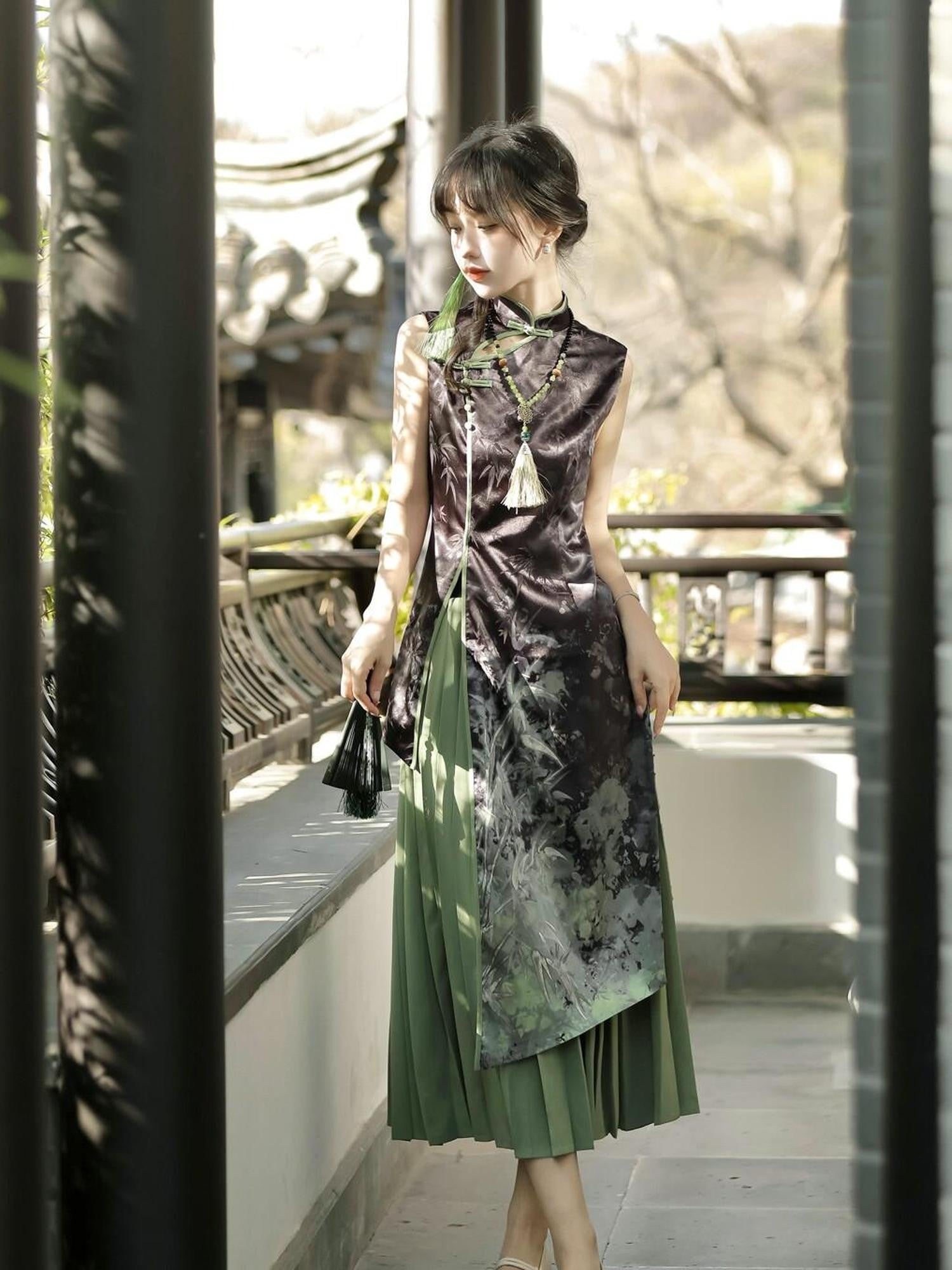 Jing Mu Modified Asymmetric Collar Cheongsam Women's Polyester Jsk / Jumper Skirts