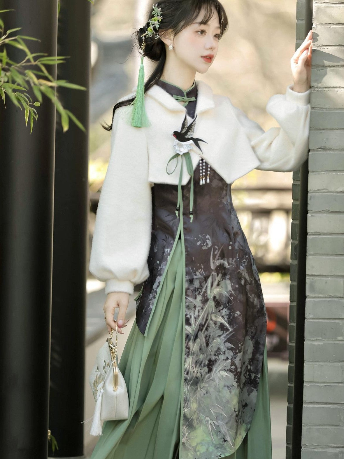 Jing Mu Modified Asymmetric Collar Cheongsam Women's Polyester Jsk / Jumper Skirts