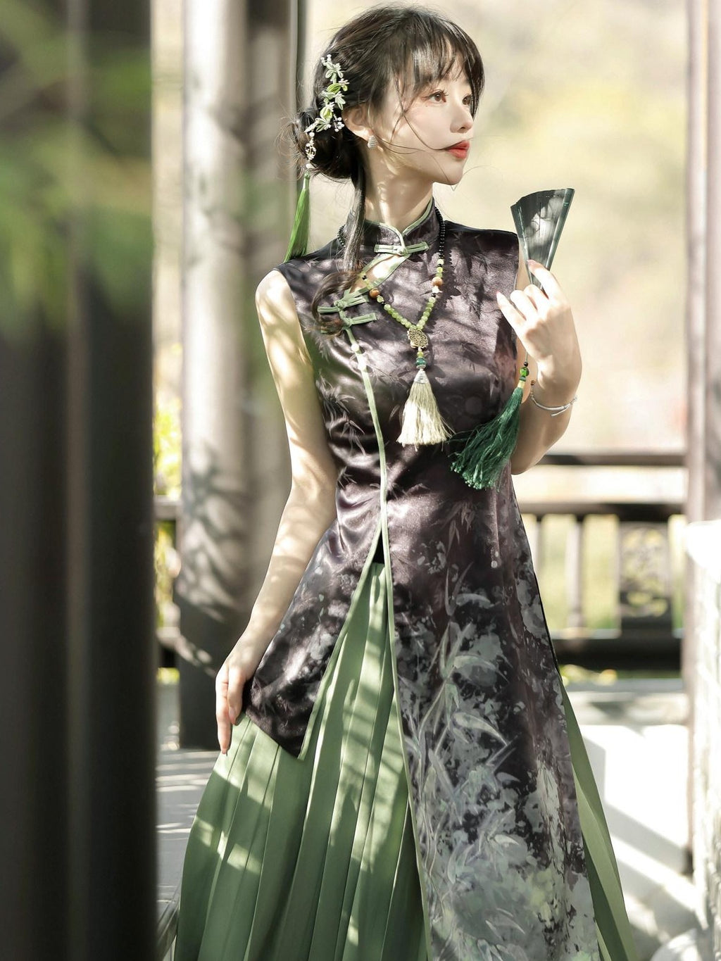 Jing Mu Modified Asymmetric Collar Cheongsam Women's Polyester Jsk / Jumper Skirts