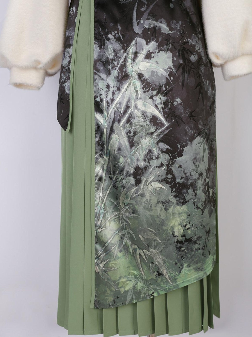 Jing Mu Modified Asymmetric Collar Cheongsam Women's Polyester Jsk / Jumper Skirts