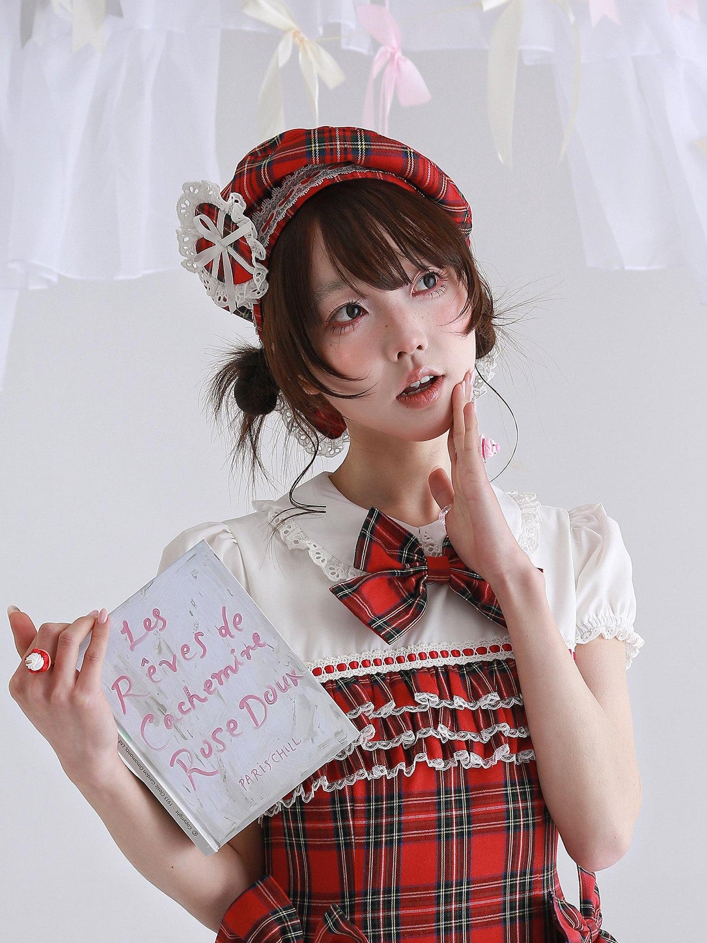 SOS MEME CLUB Retro Red Plaid Hollow Embroidered Women's Polyester Full Bonnets