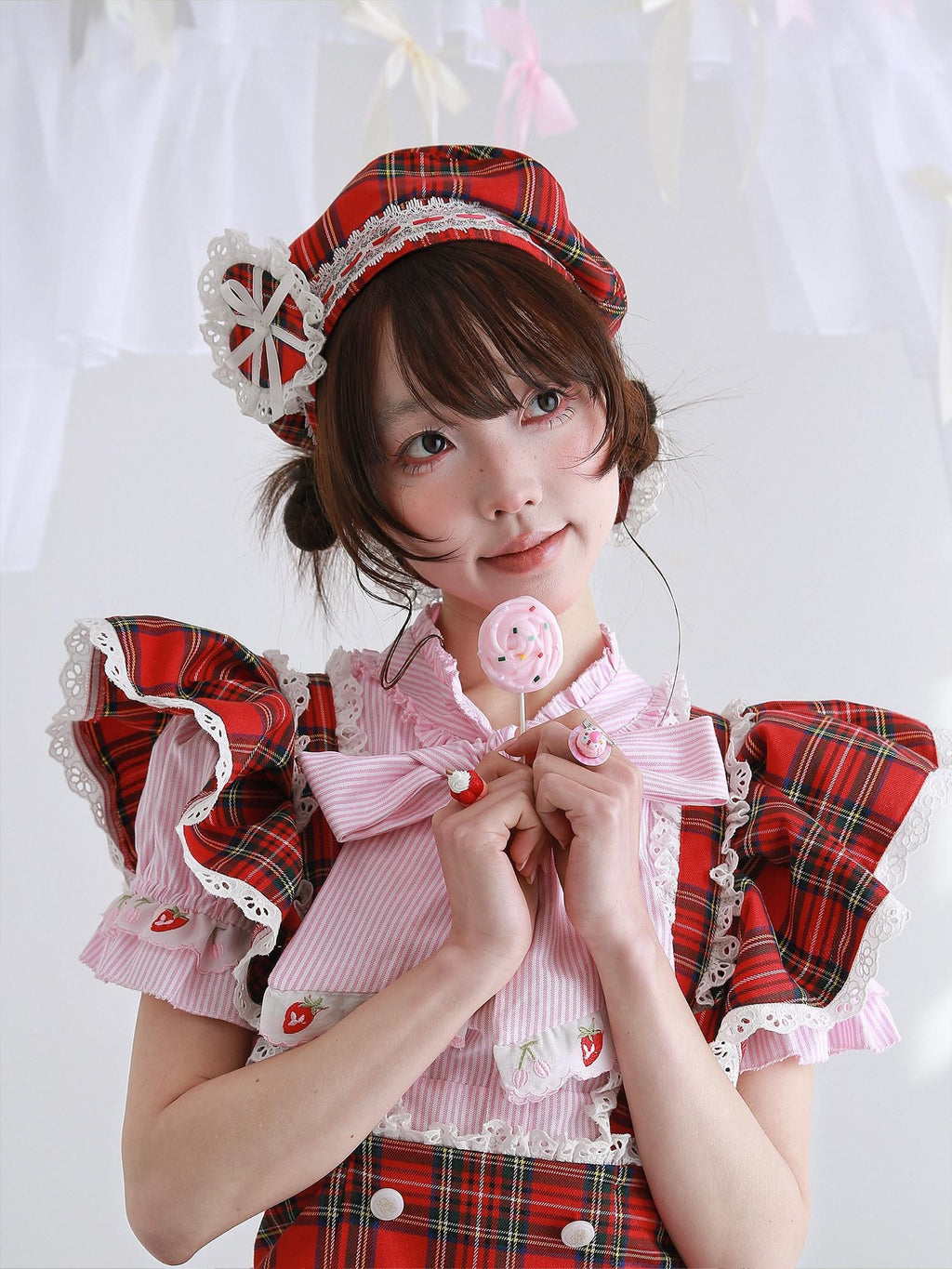 SOS MEME CLUB Retro Red Plaid Hollow Embroidered Women's Polyester Full Bonnets