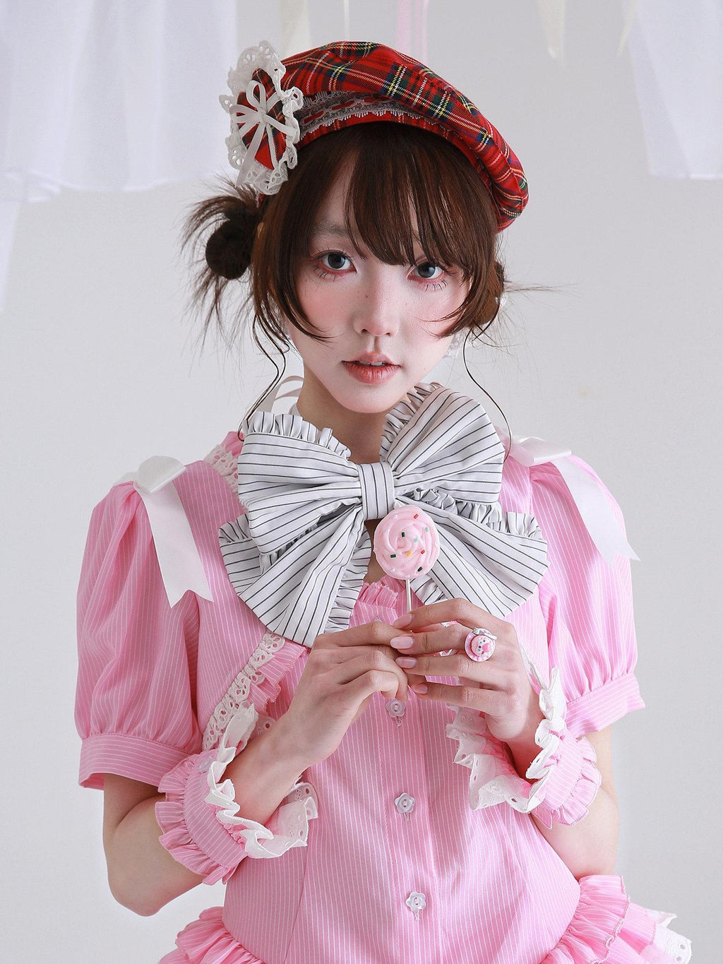 SOS MEME CLUB Retro Red Plaid Hollow Embroidered Women's Polyester Full Bonnets