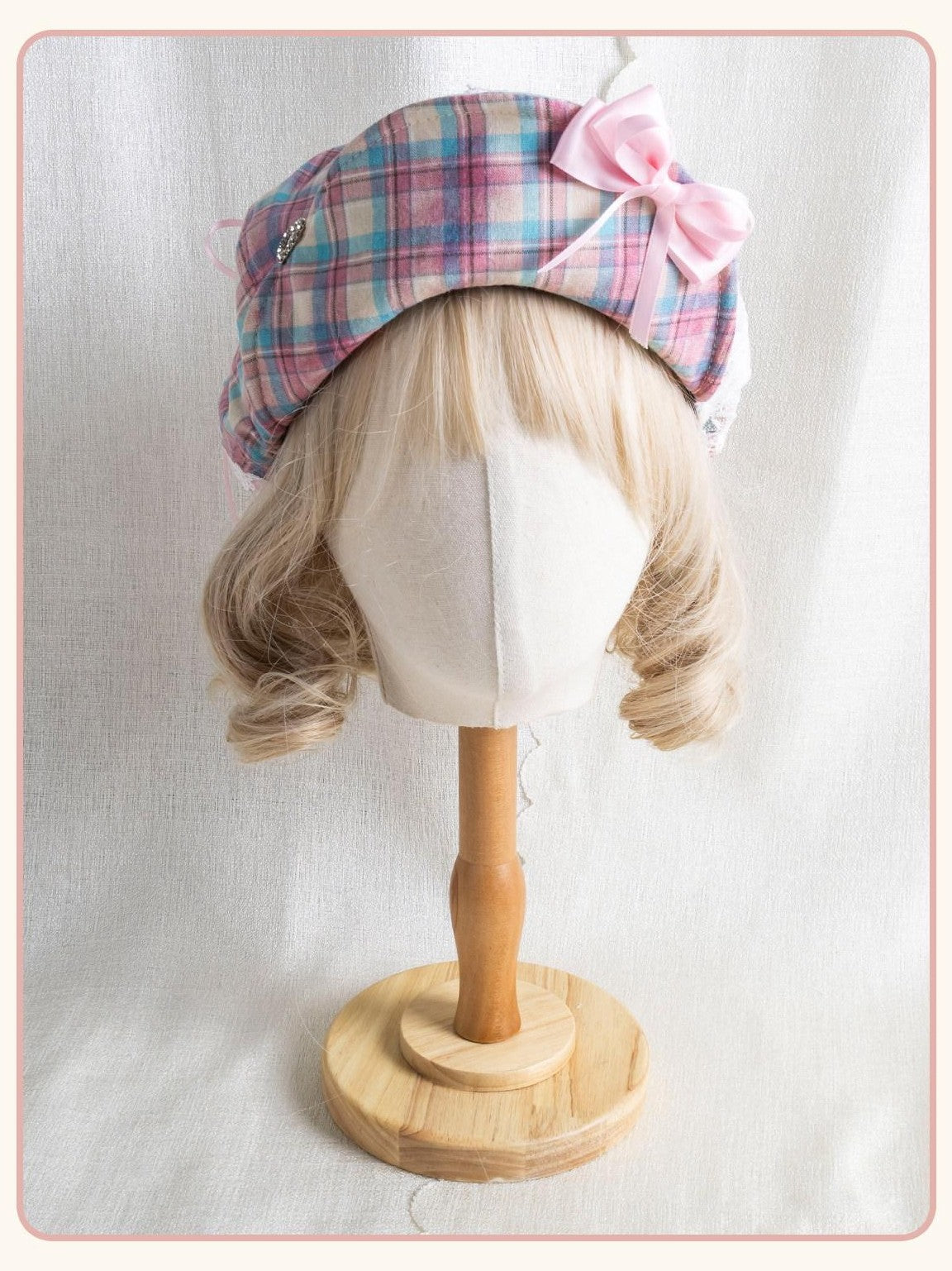 Stardust Rose Cloud Plaid Adjustable Bow Tie Strap Round Top Women's Full Bonnets