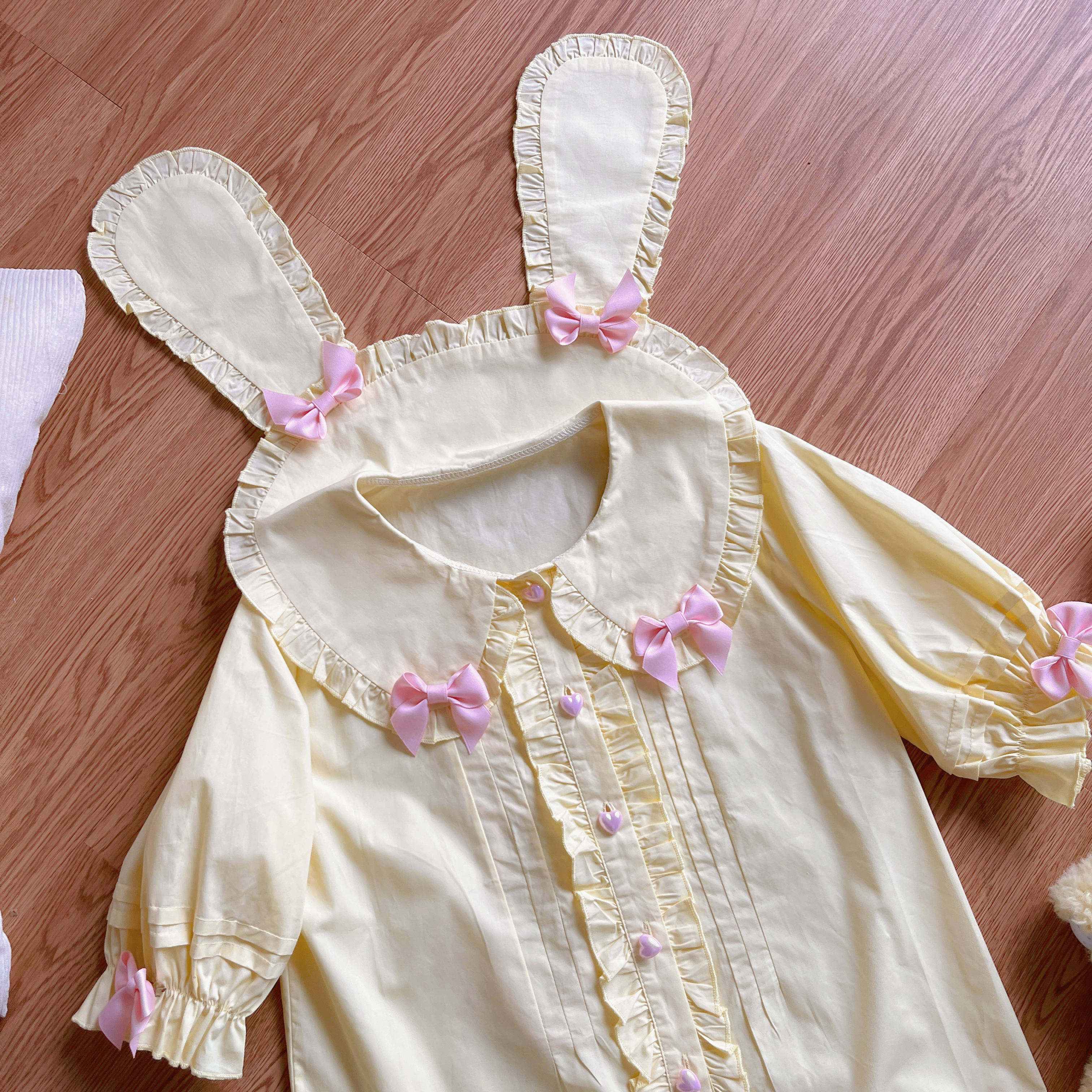 Sugar_Girl_Cute_Lolita_Rabbit_Bow_Princess_Sleeves_Buttoned_Women's_Short_Sleeve_Blouses_723144047715_MISSTT