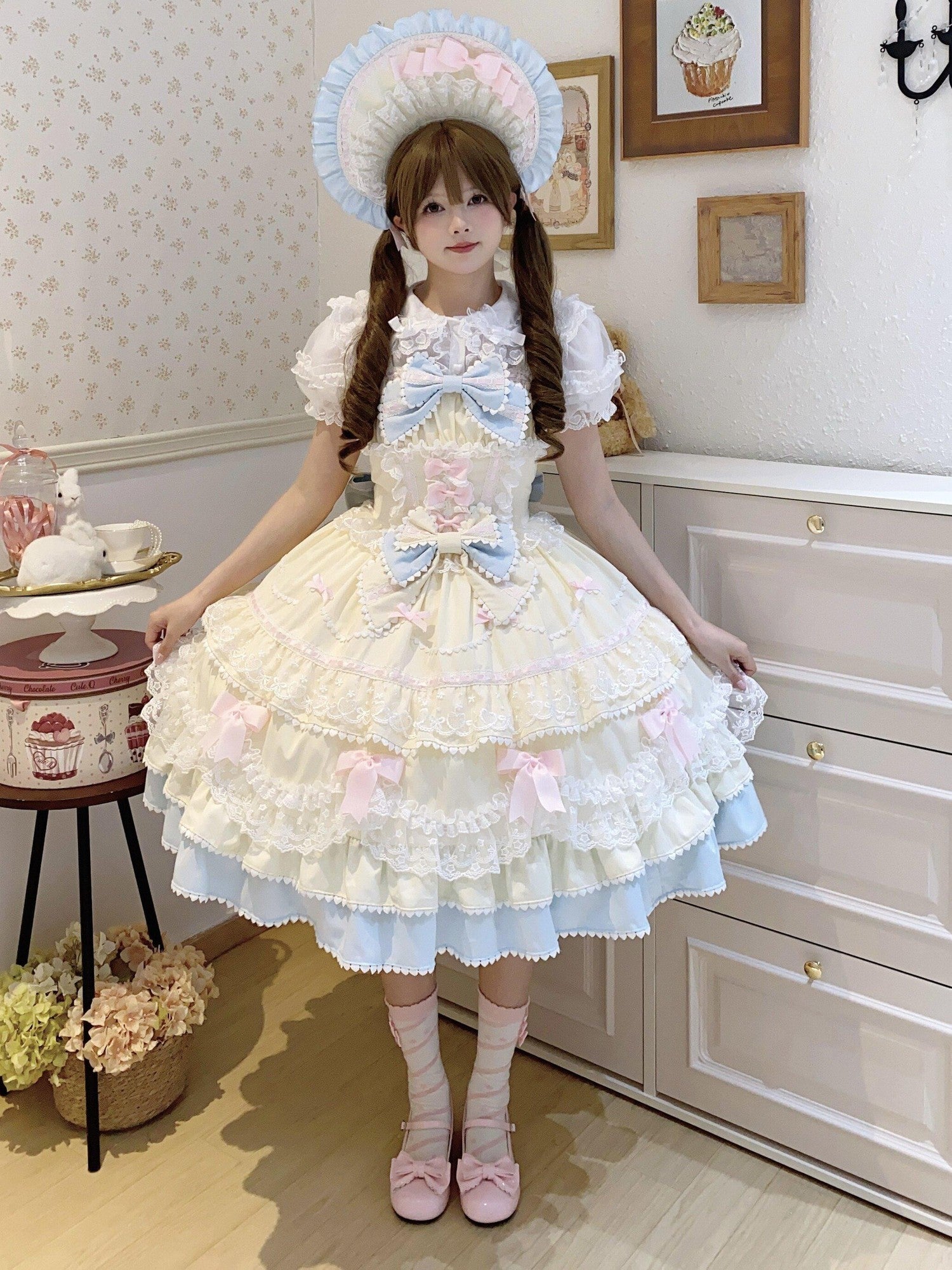 Sugar Girl Fondant Cake Print Back Bow Strappy Lolita Women's Jsk / Jumper Skirts
