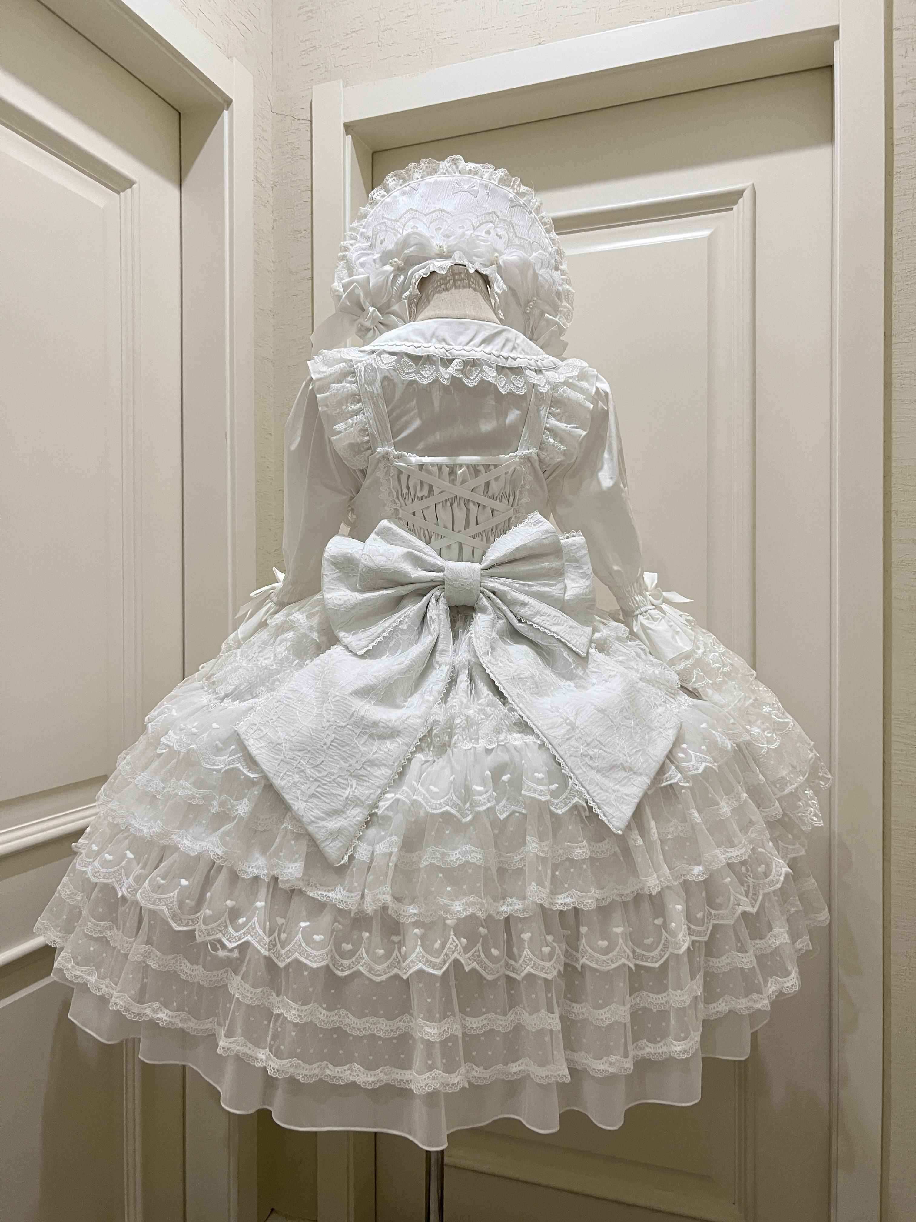 Sugar_Girl_Lolita_Doll_A_Line_Straight_Neck_Back_Bow_Women's_Jsk_/_Jumper_Skirts_851765323861_MISSTT