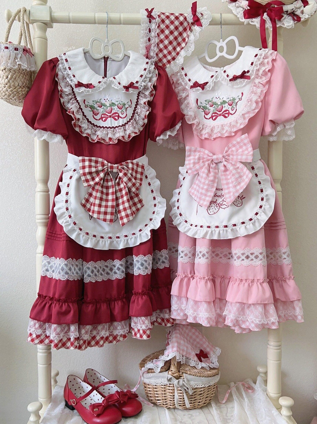 Sugar Girl Strawberry Lolita Apron Woven Bag Cute Women's Short Sleeve Op