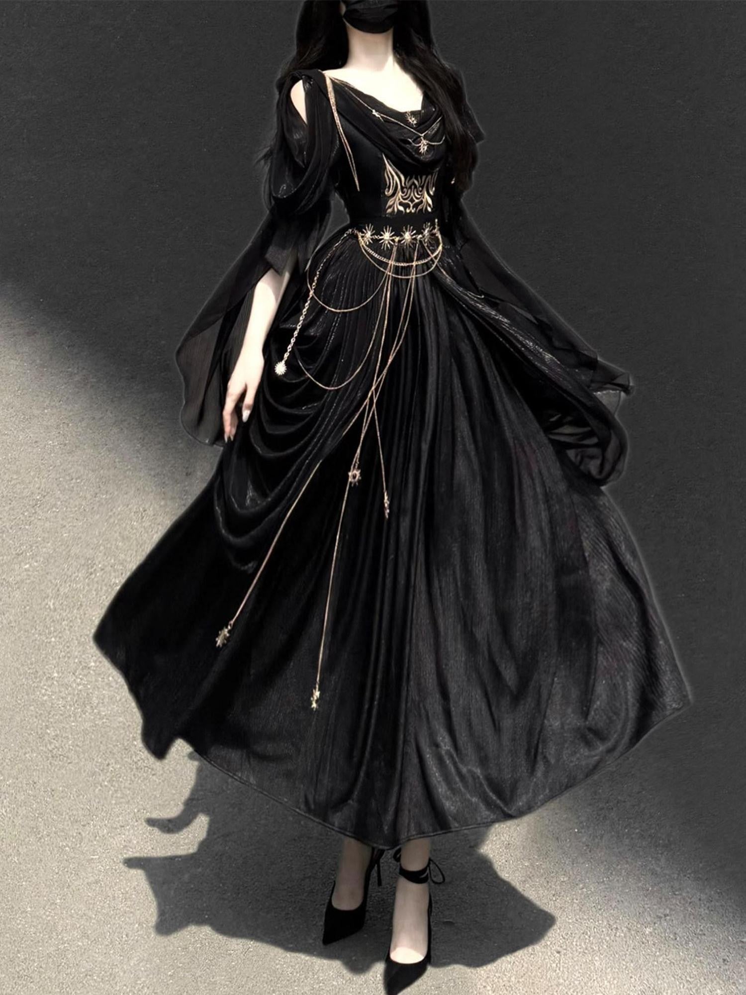 Sweet Promise Black Gothic Lolita V-neck A Line With Waist Chain Women's Jsk / Jumper Skirts