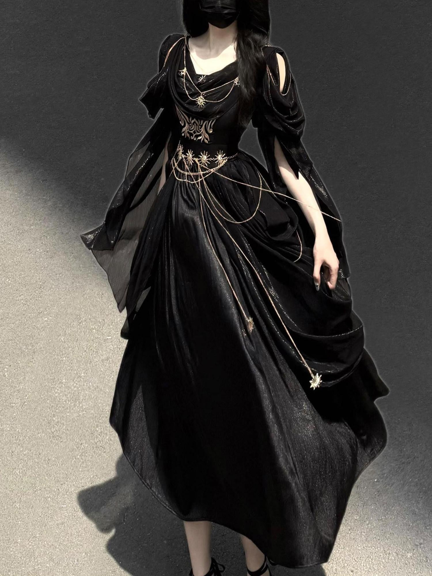 Sweet Promise Black Gothic Lolita V-neck A Line With Waist Chain Women's Jsk / Jumper Skirts