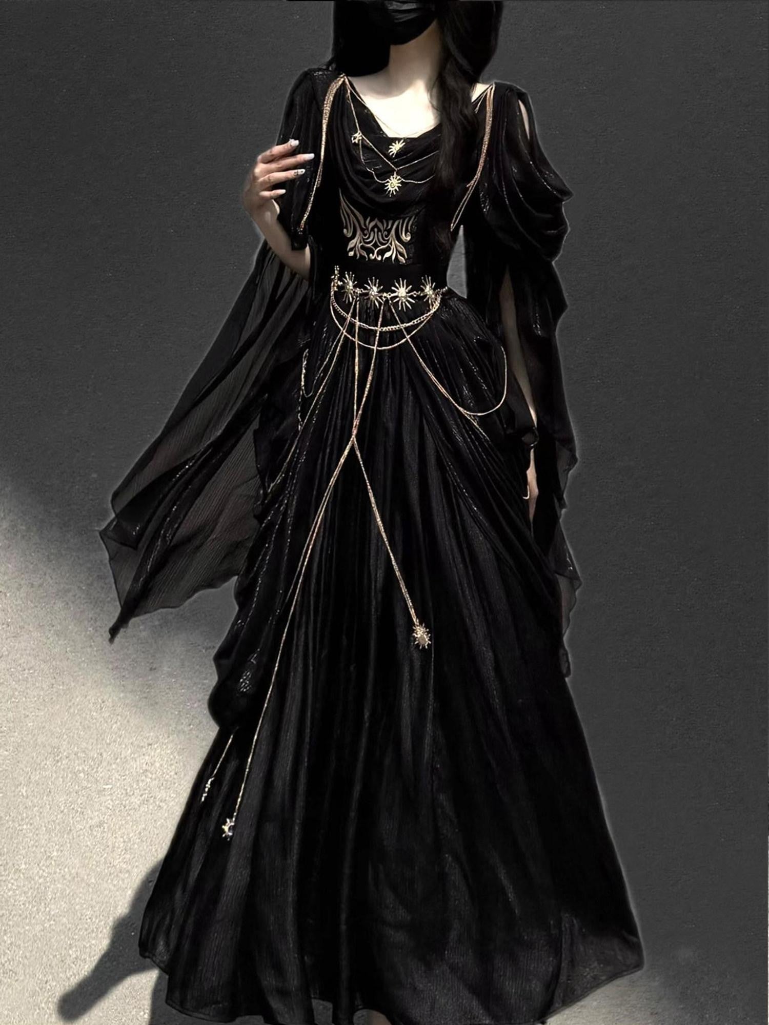 Sweet Promise Black Gothic Lolita V-neck A Line With Waist Chain Women's Jsk / Jumper Skirts