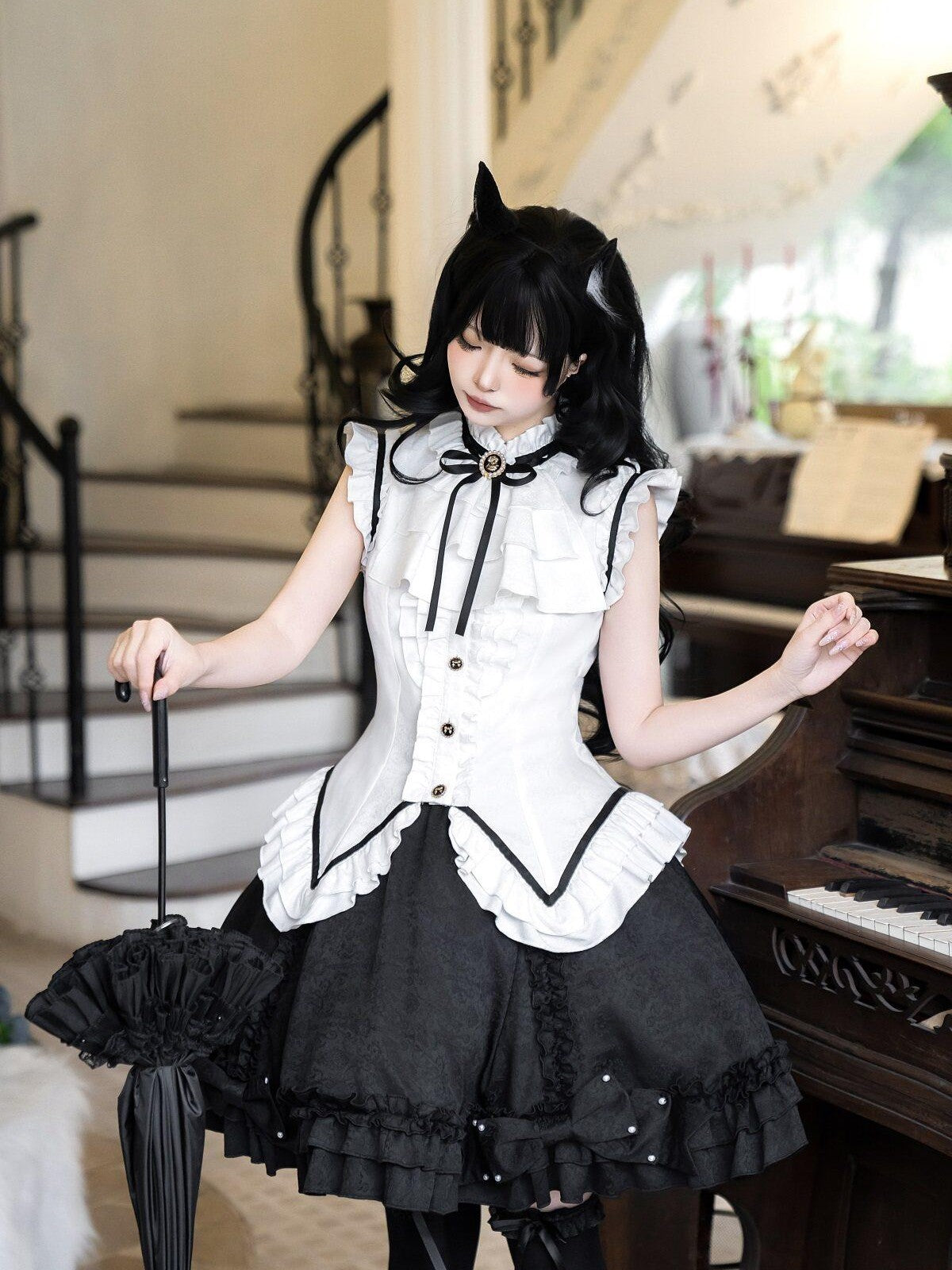Sweet Promise Black White Gothic Lolita Maid Japanese Schoolgirl Women's Jsk / Jumper Skirts
