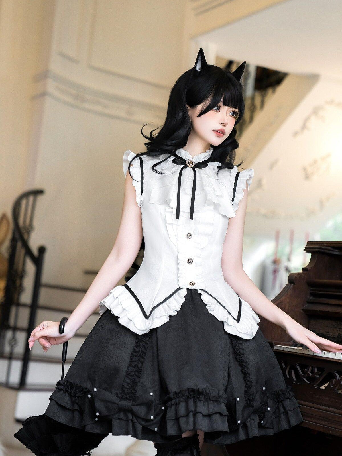 Sweet Promise Black White Gothic Lolita Maid Japanese Schoolgirl Women's Jsk / Jumper Skirts