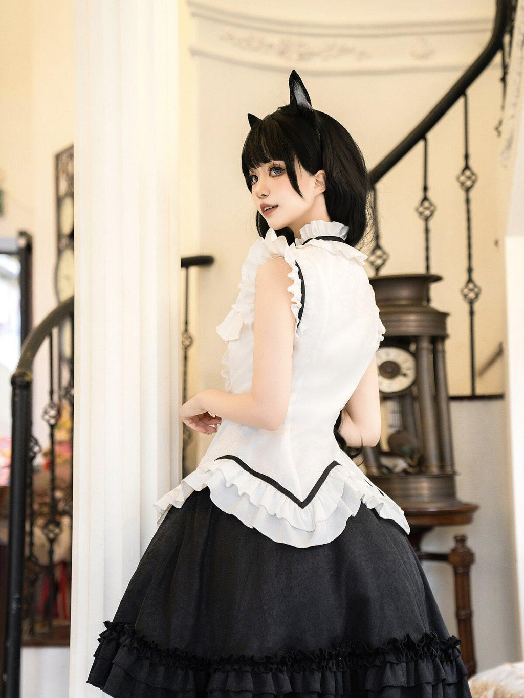 Sweet Promise Black White Gothic Lolita Maid Japanese Schoolgirl Women's Jsk / Jumper Skirts