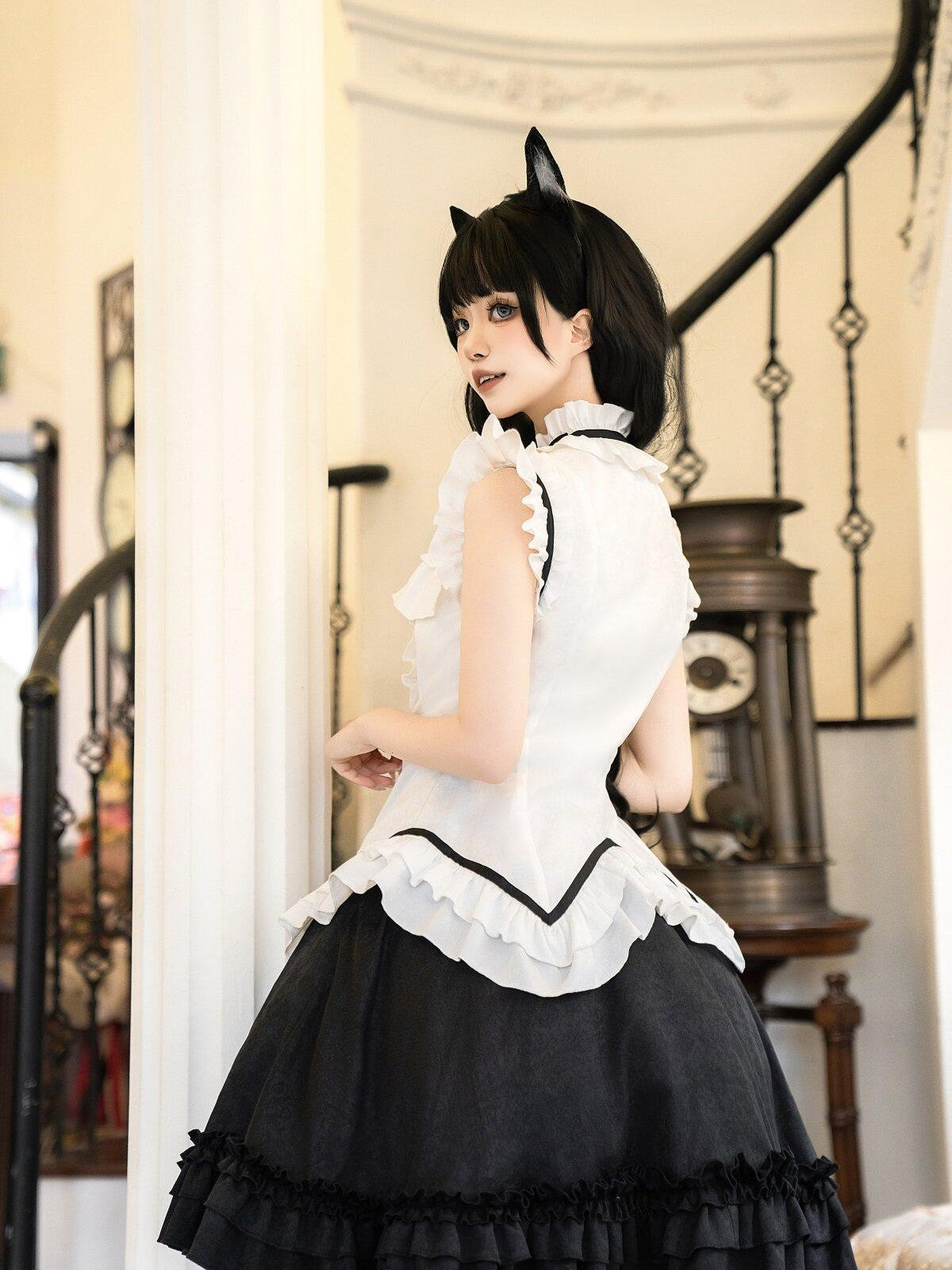 Sweet Promise Black White Gothic Lolita Maid Japanese Schoolgirl Women's Jsk / Jumper Skirts