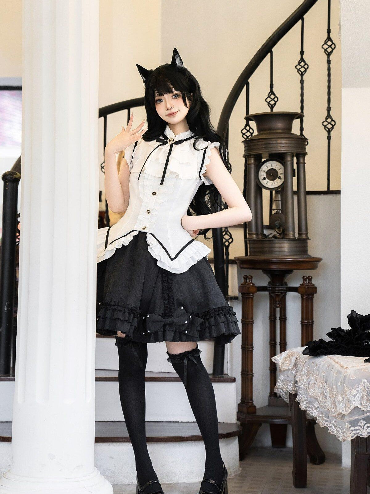 Sweet Promise Black White Gothic Lolita Maid Japanese Schoolgirl Women's Jsk / Jumper Skirts