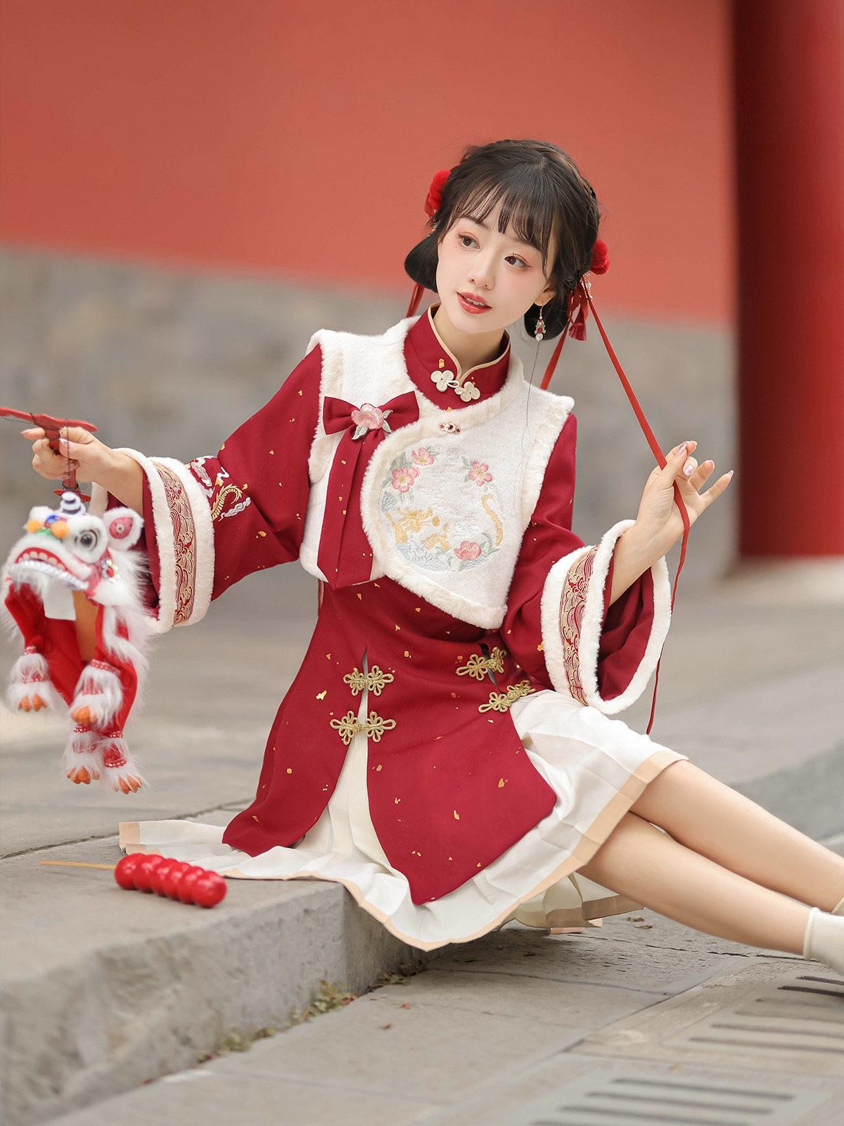 Sweet Promise Chinese Han Inspired Lolita Pleated Princess 3 Piece Women's Polyester Jsk Sets