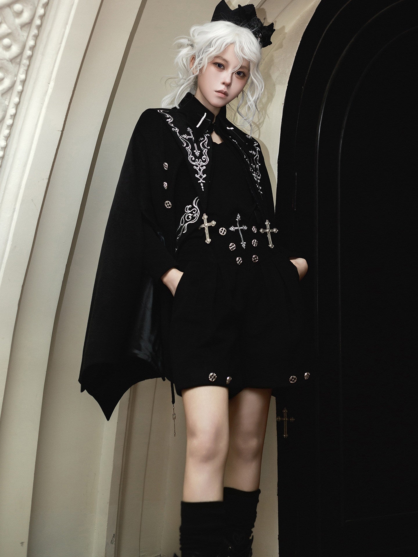 Sweet_Promise_Dark_Gothic_Lolita_Prince_Cloak_Three_Piece_Women's_Full_Coordination_Sets_1005864367995_MISSTT