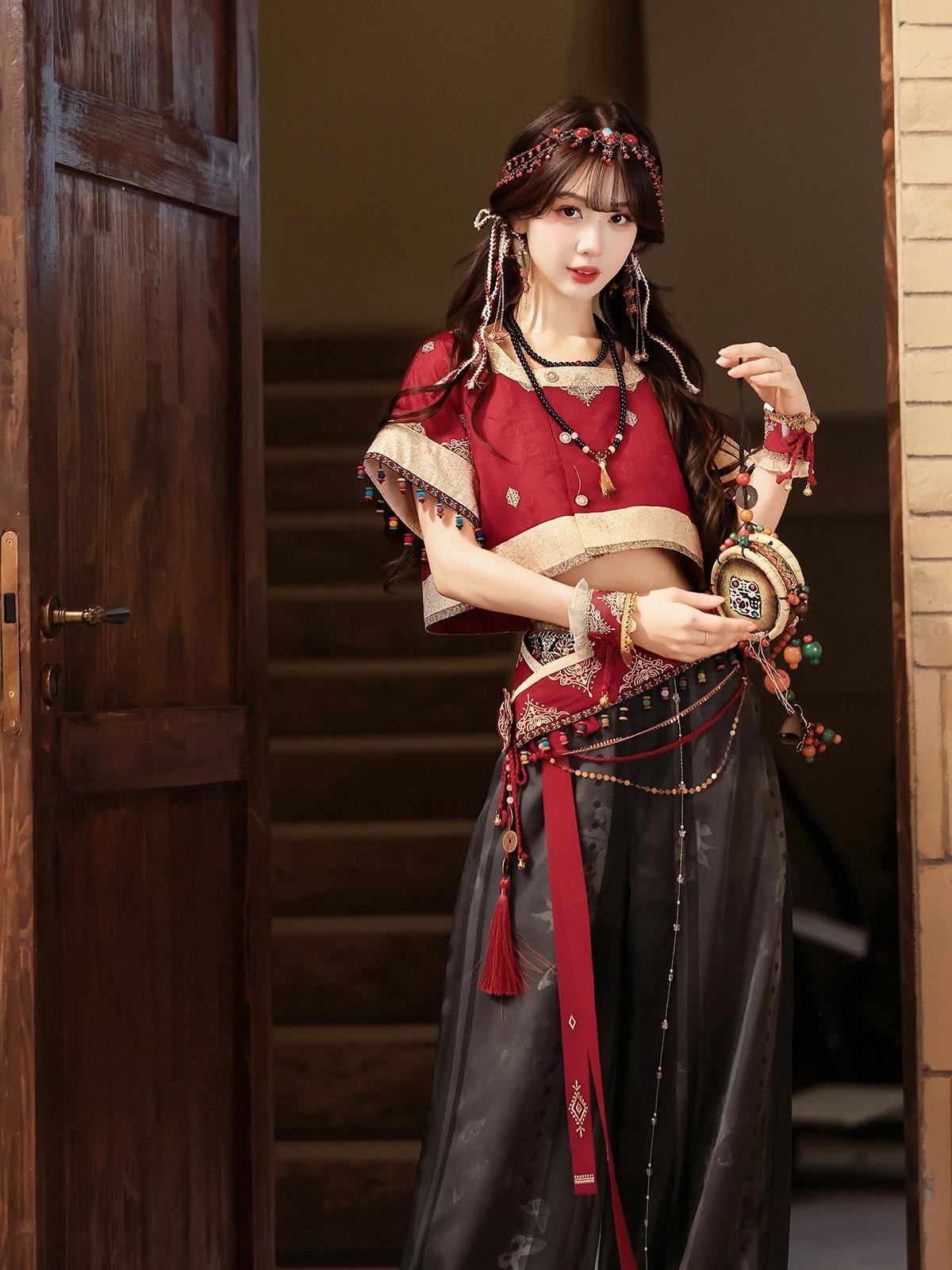 Sweet Promise Dunhuang Exotic Ethnic Hanfu New Chinese Style Women's Full Coordination Sets