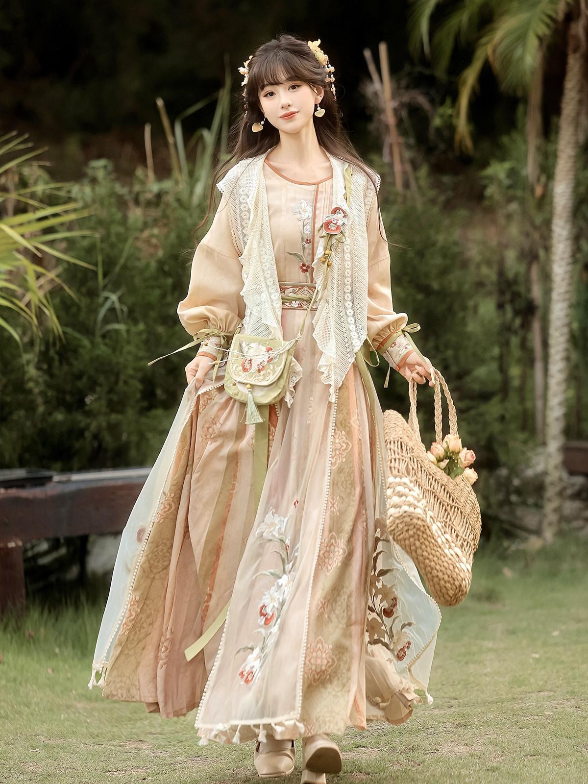 Sweet Promise Ethereal Hanfu Chinese Style Vest Top Broken Hem Skirt Bag Women's Skirt Sets