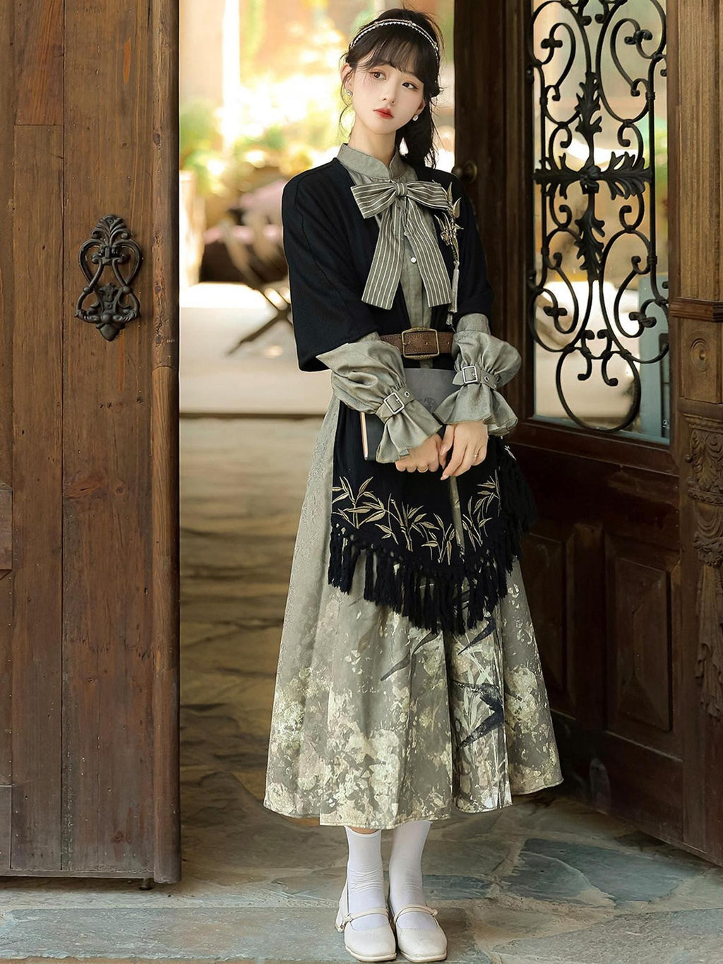 Sweet Promise Gilded Bamboo Lolita A Line Stand Collar Three Piece Women's Skirt Sets
