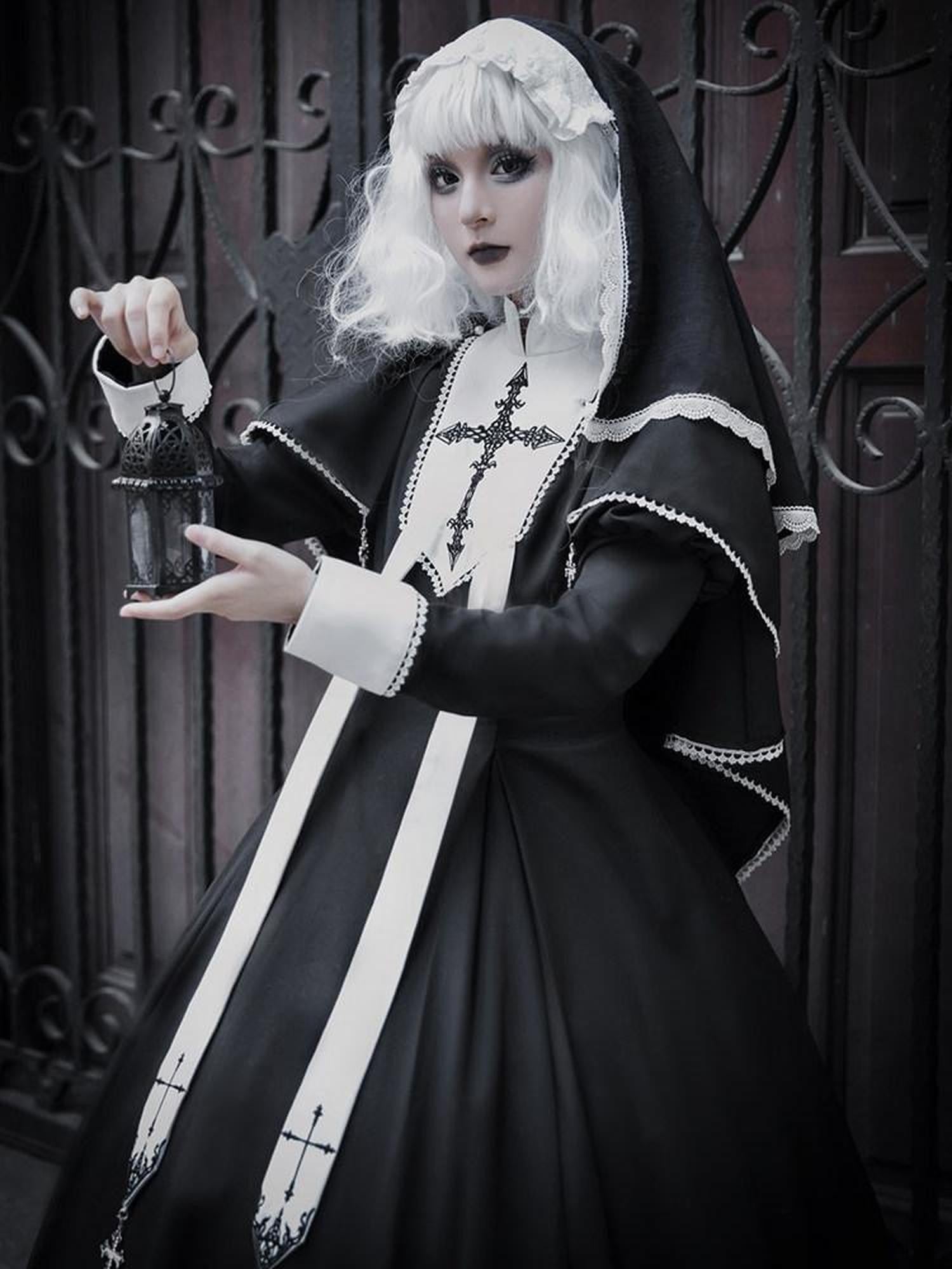Sweet Promise Halloween Gothic Lolita Cape Women's Polyester Long Sleeve Op