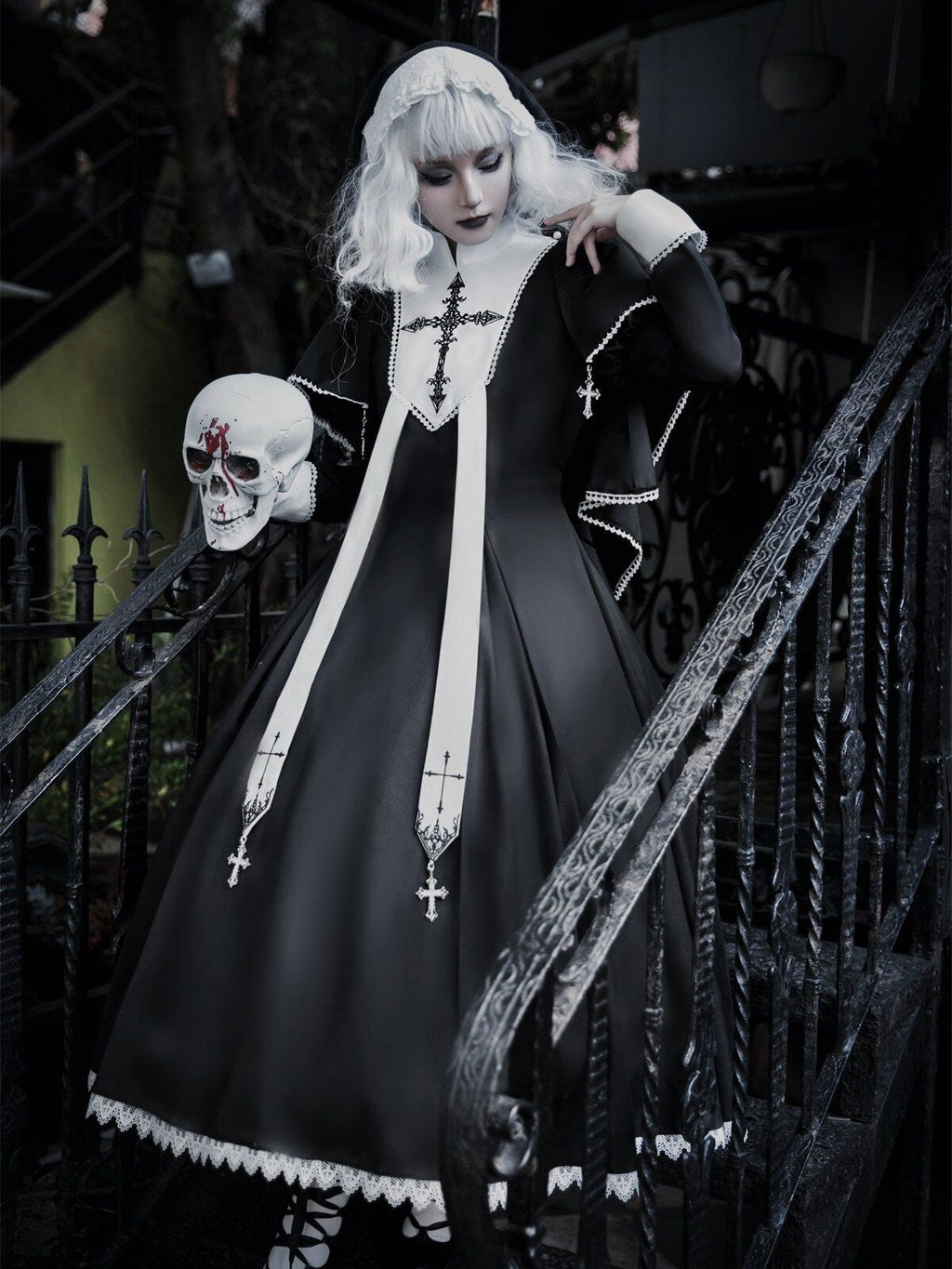 Sweet Promise Halloween Gothic Lolita Cape Women's Polyester Long Sleeve Op