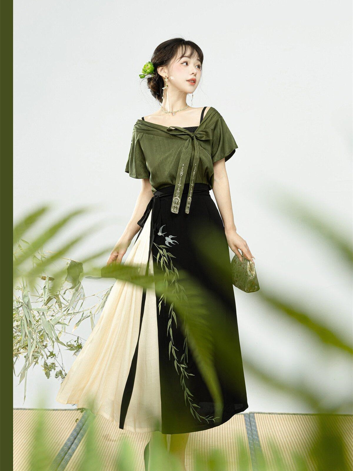 Sweet Promise Han Element Lolita V-neck High Waist Three Piece Women's Polyester Skirt Sets