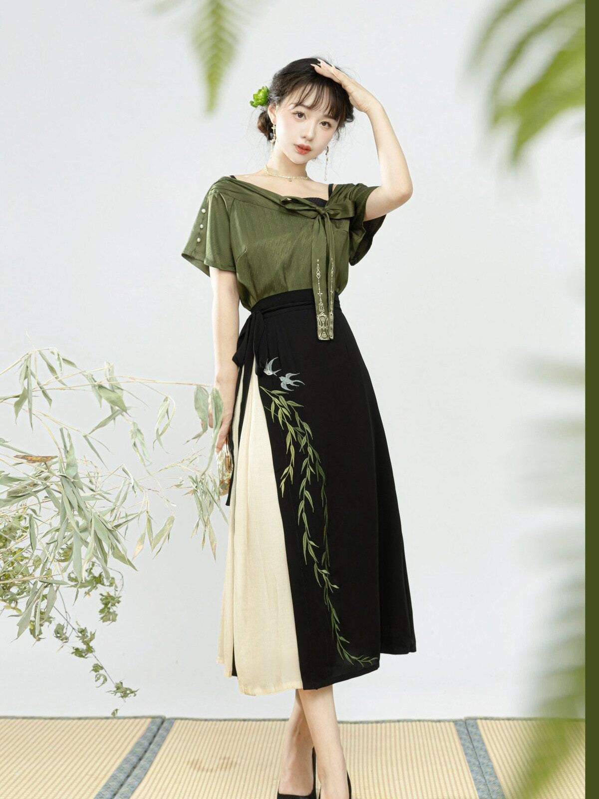 Sweet Promise Han Element Lolita V-neck High Waist Three Piece Women's Polyester Skirt Sets