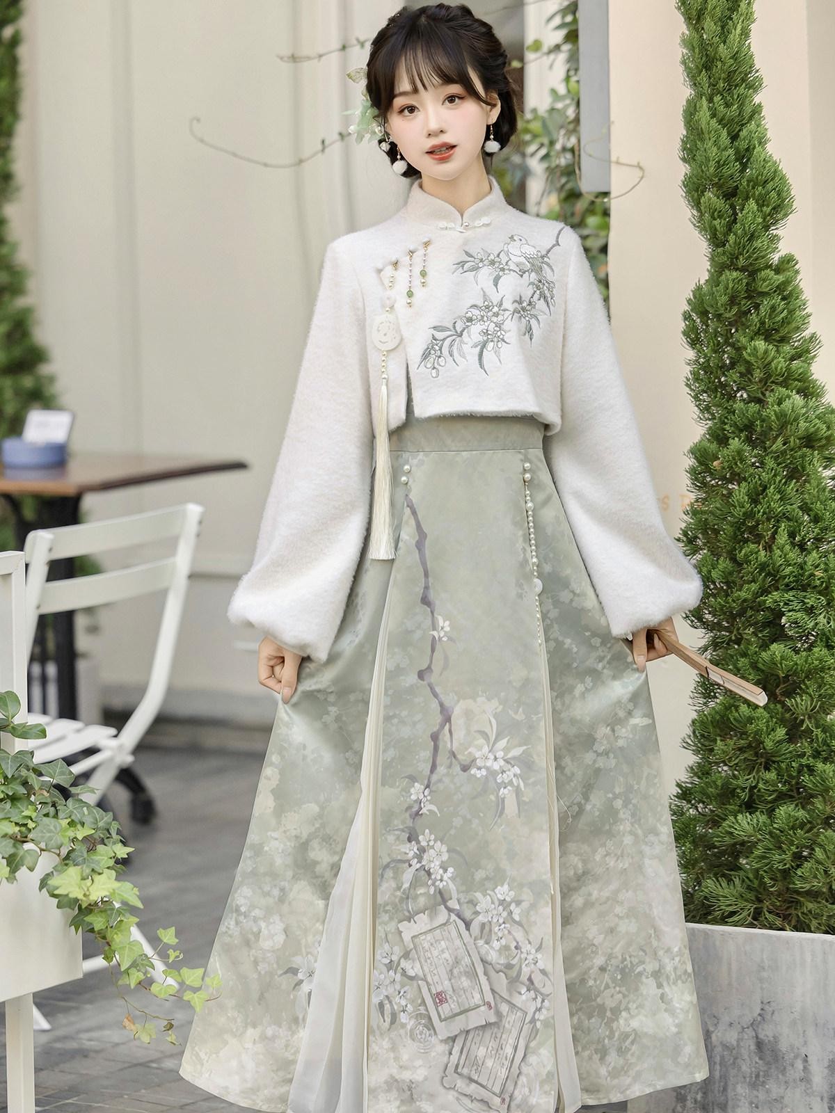 Sweet Promise Jacquard Hanfu Inspired Modified Ming Style Women's Polyester Op Sets