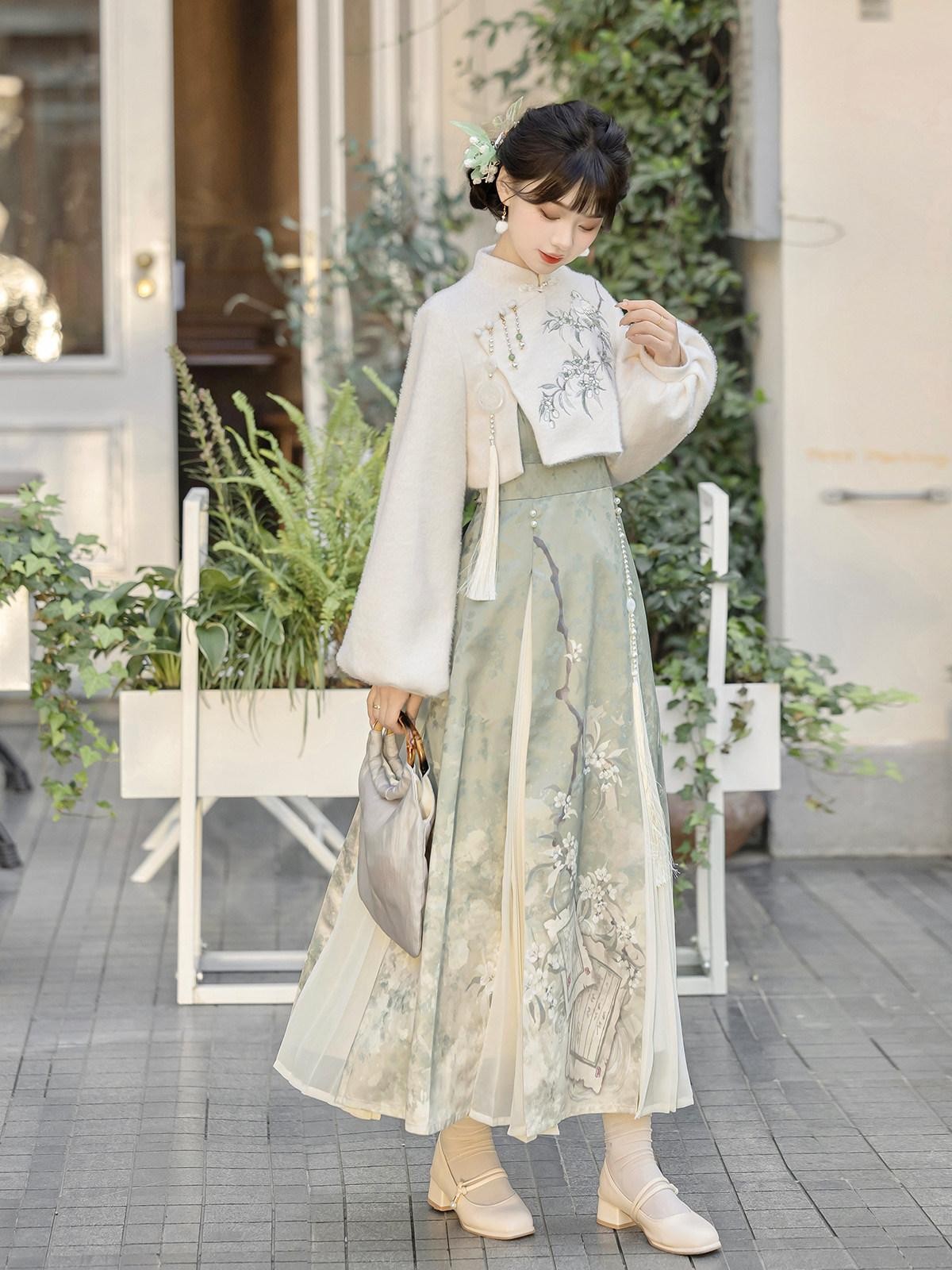 Sweet Promise Jacquard Hanfu Inspired Modified Ming Style Women's Polyester Op Sets